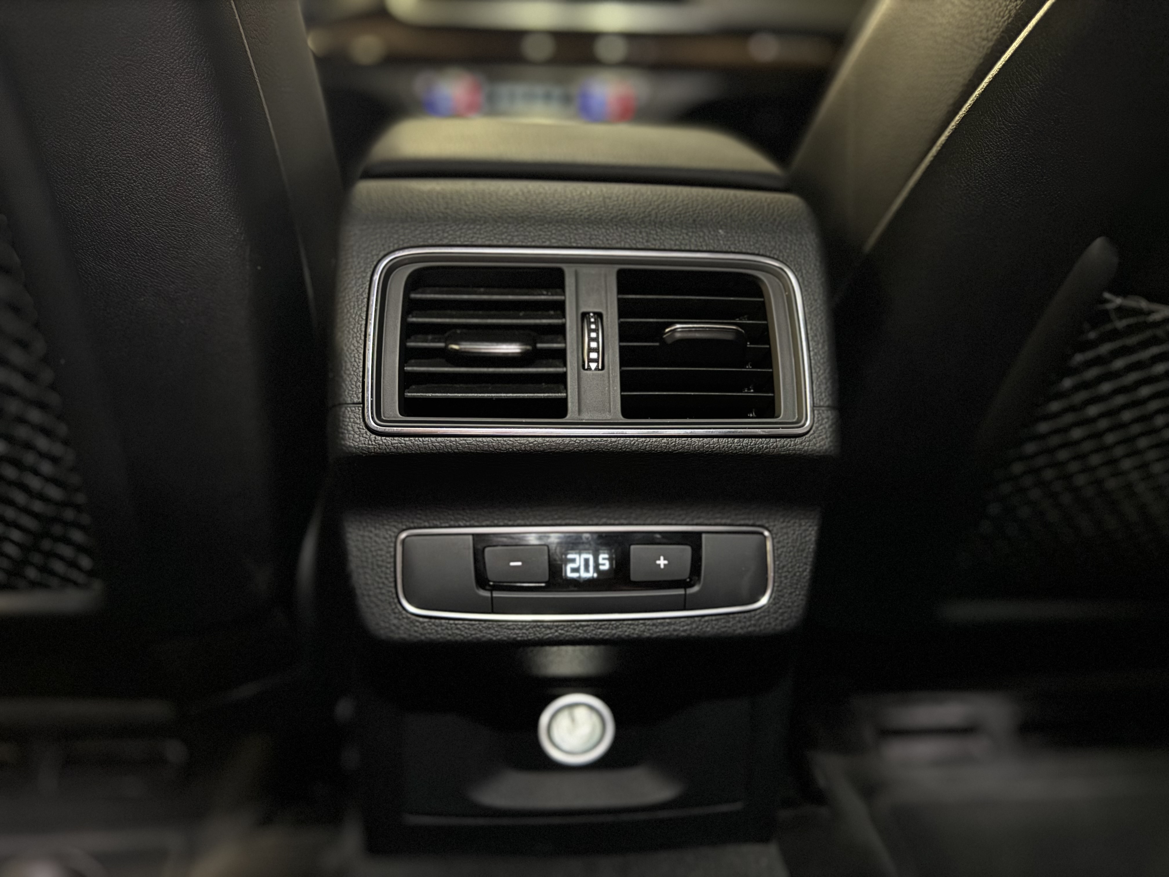 Audi-3
