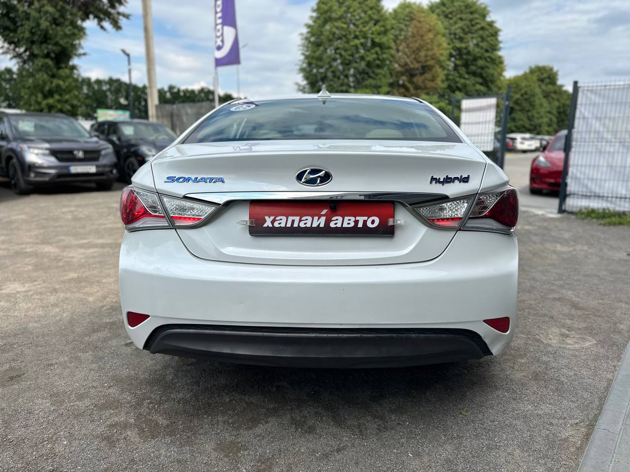 Hyundai-12