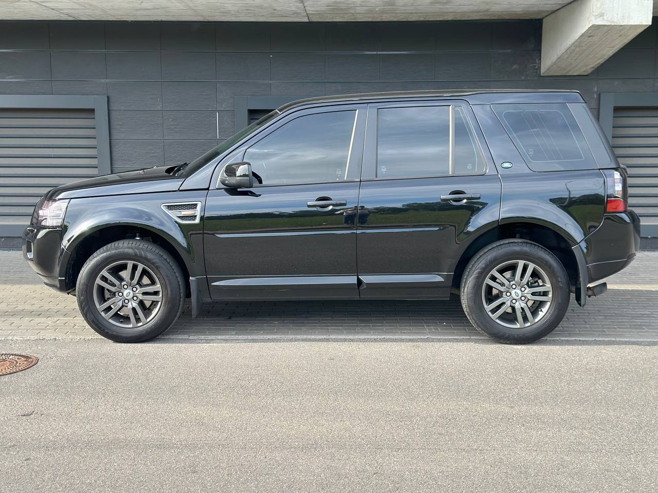 Land Rover-16