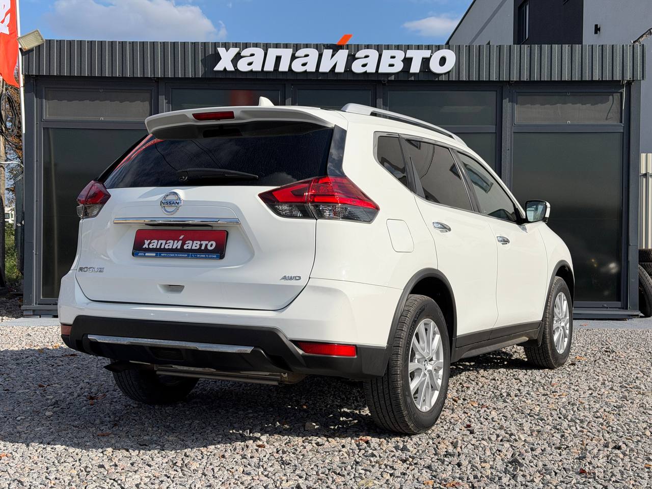 Nissan-3