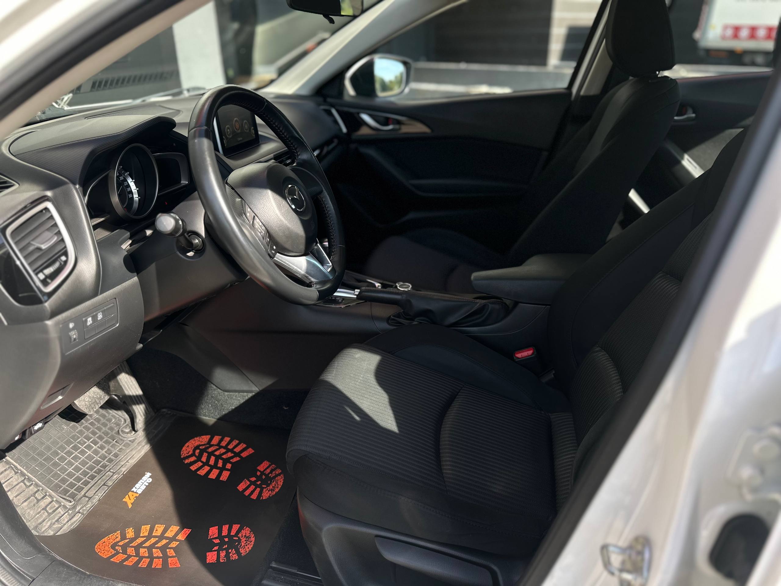Mazda-8