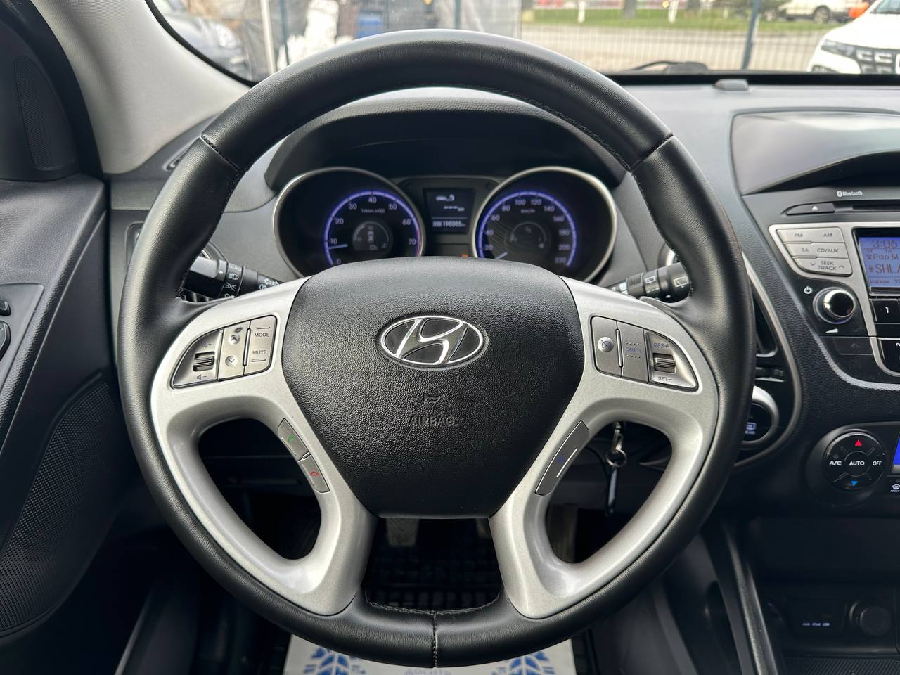 Hyundai-8