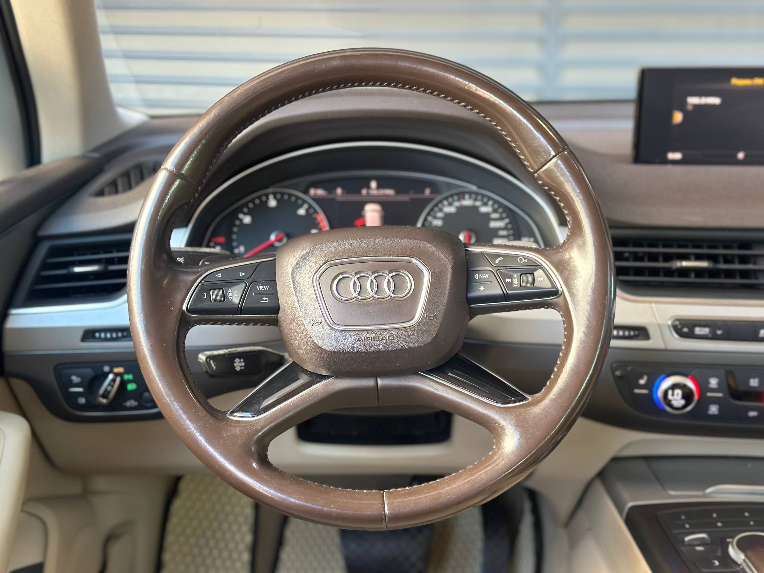 Audi-5