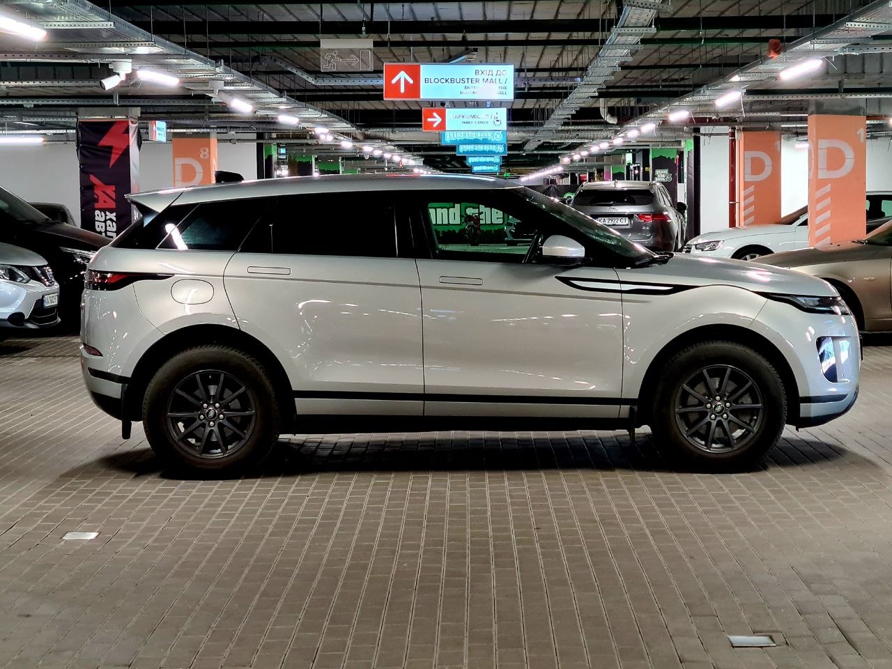 Land Rover-16