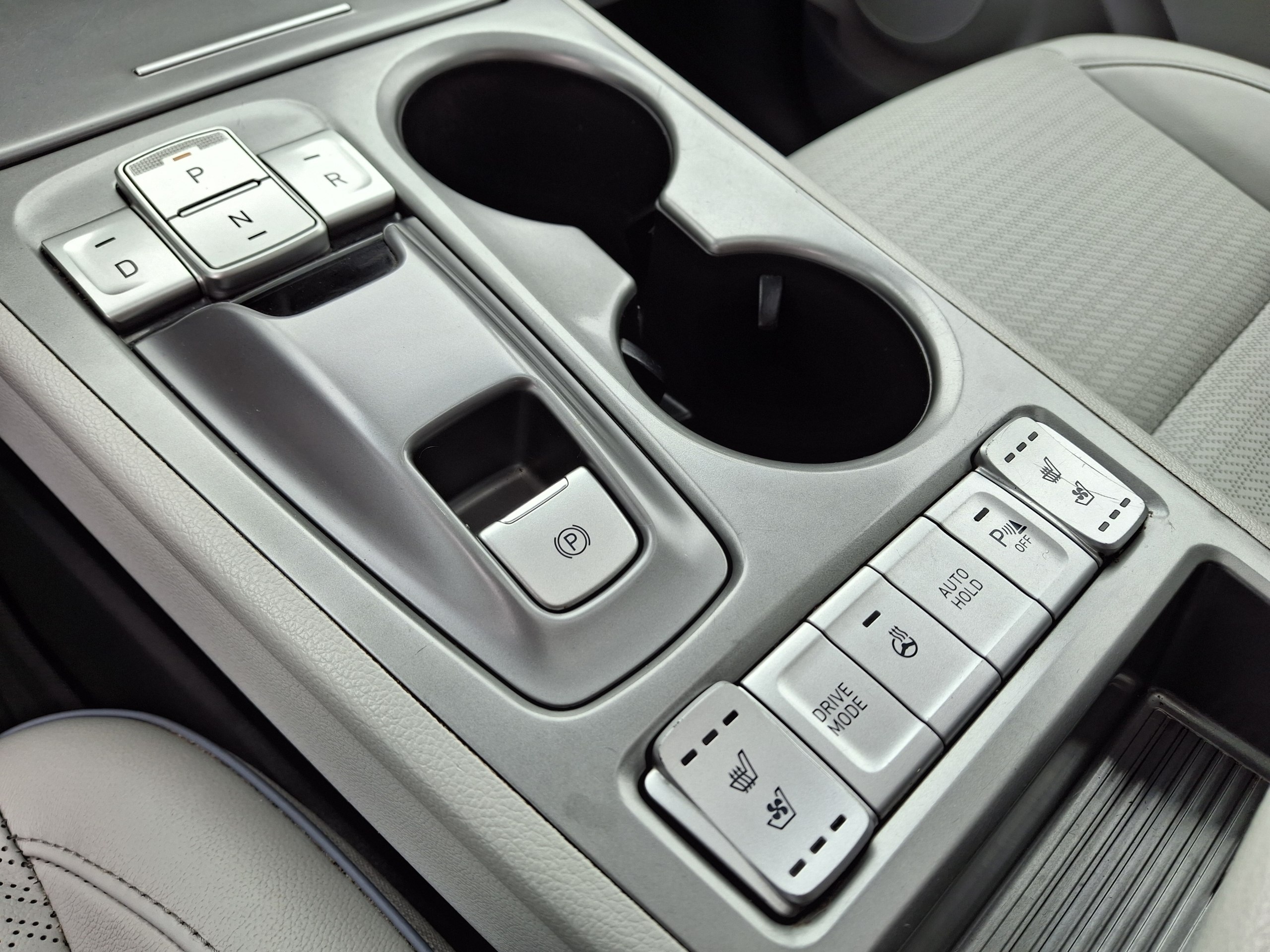 Hyundai-17