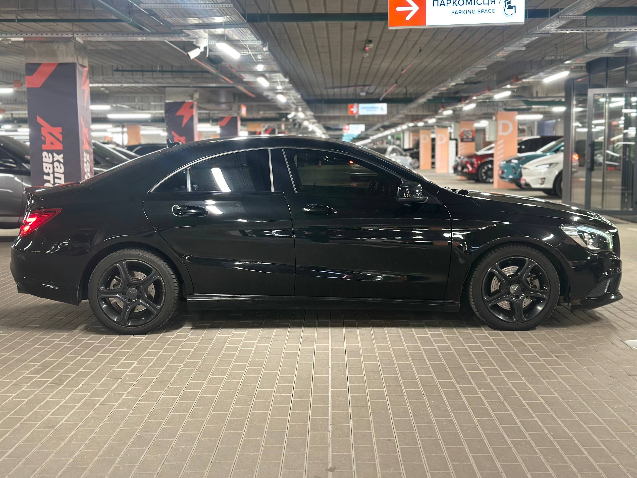 Mercedes-Benz-4