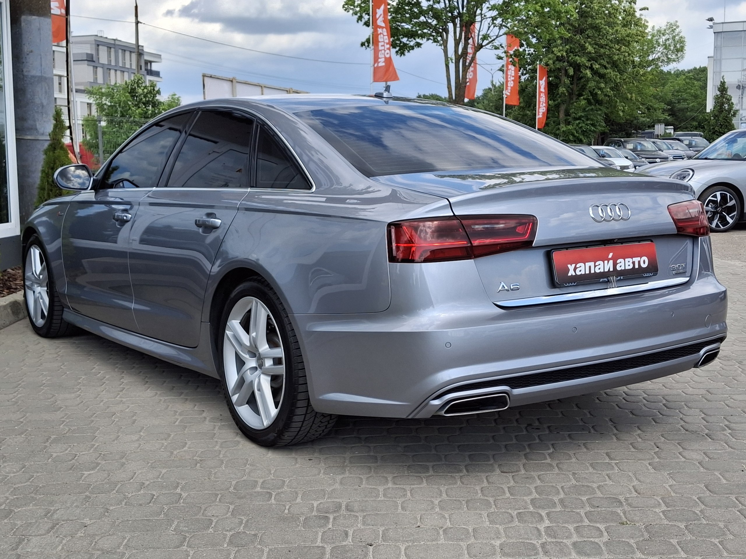 Audi-5