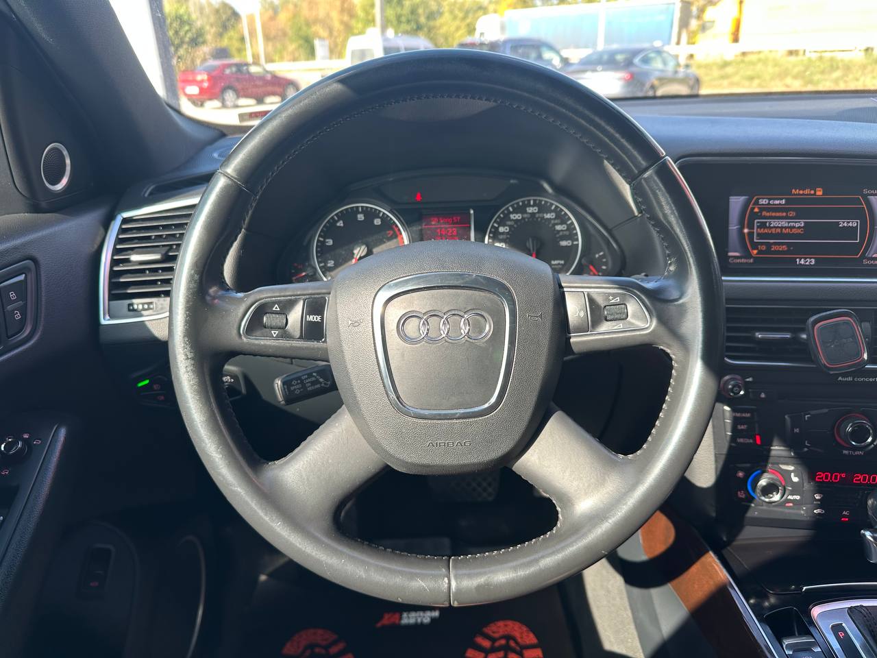 Audi-12