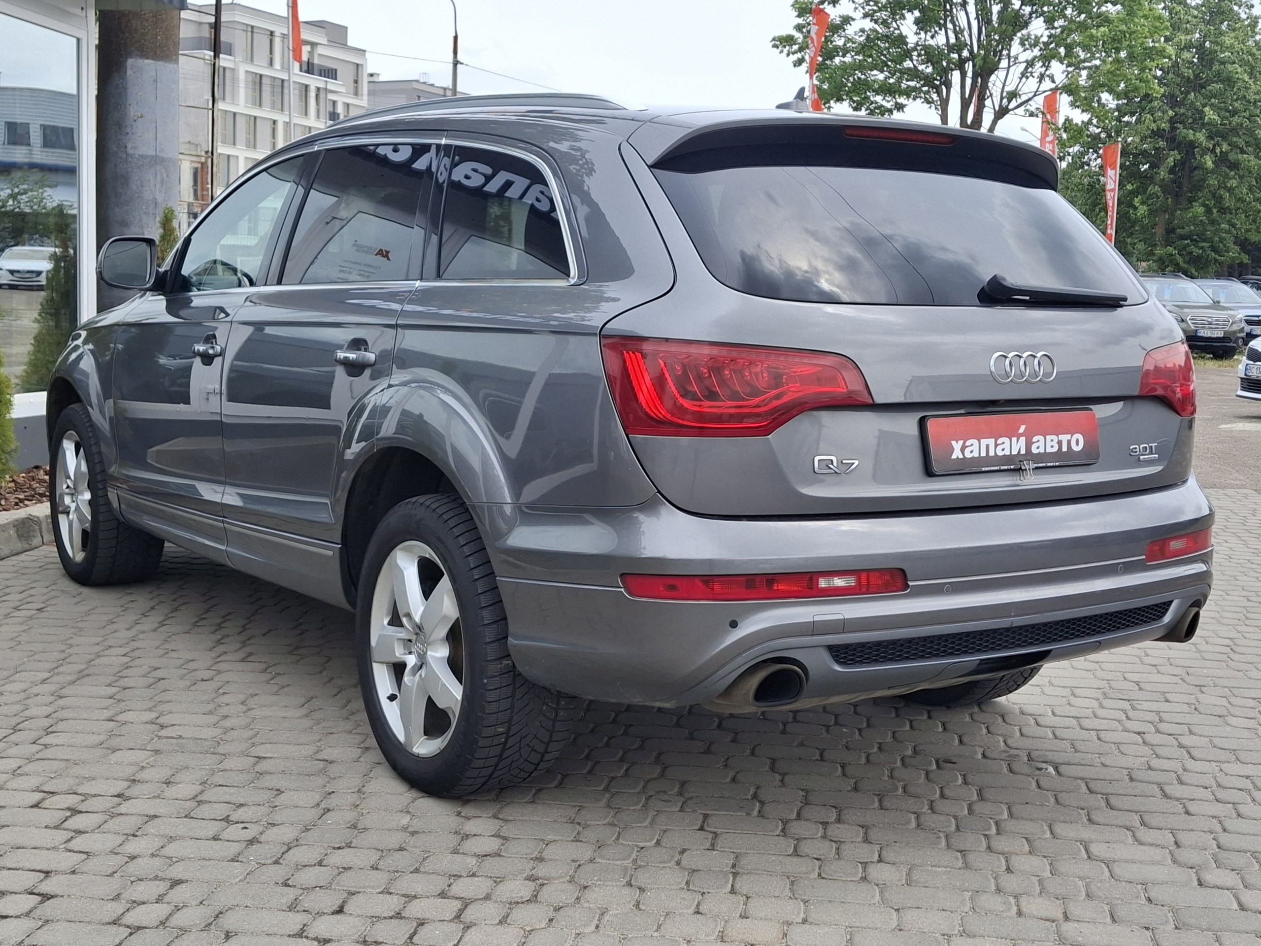 Audi-21