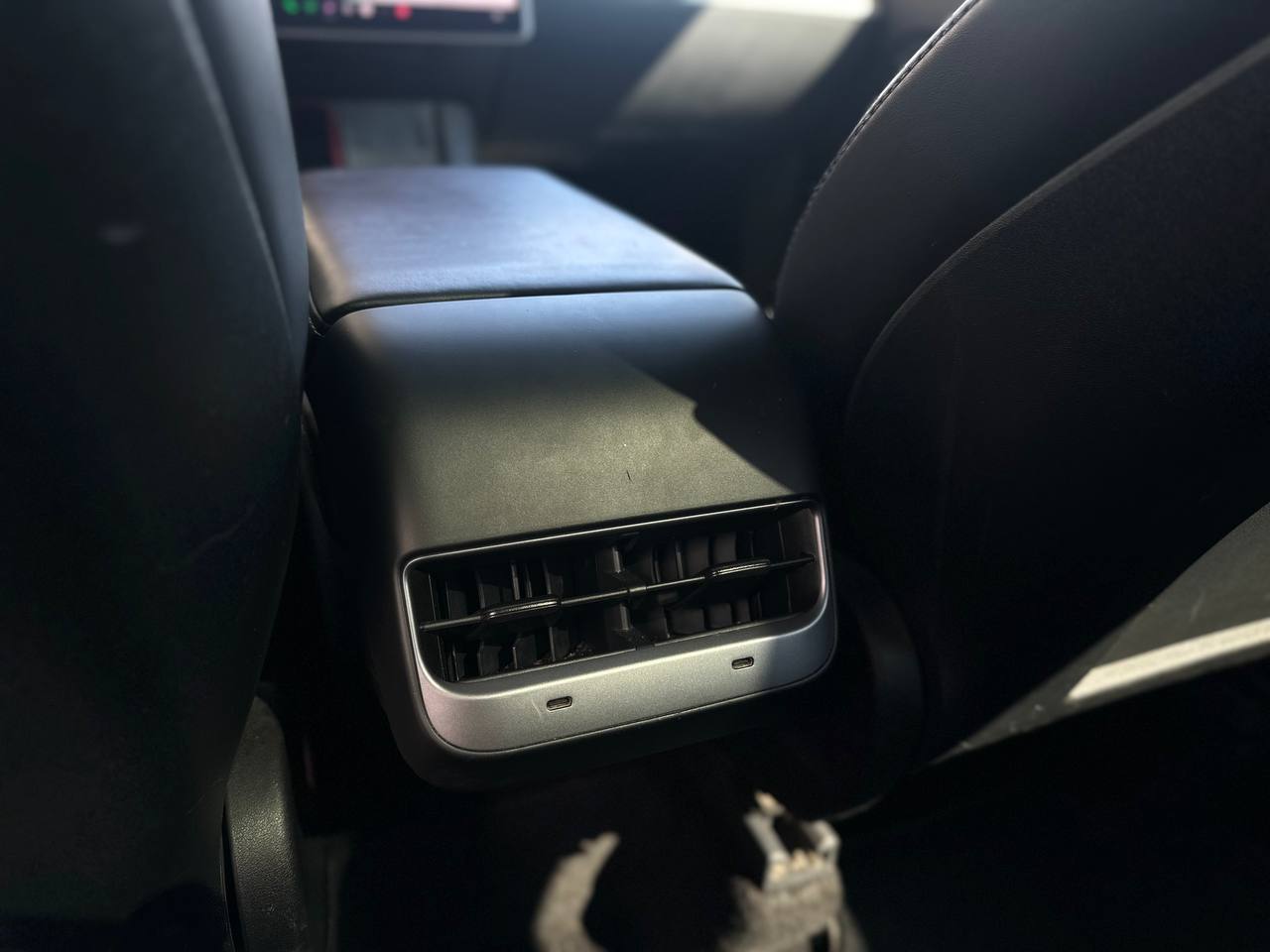 Tesla-10