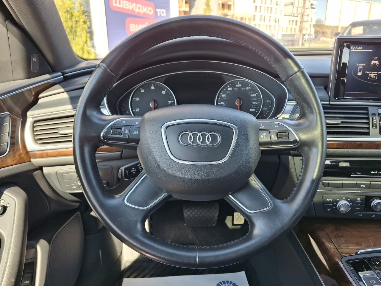Audi-3