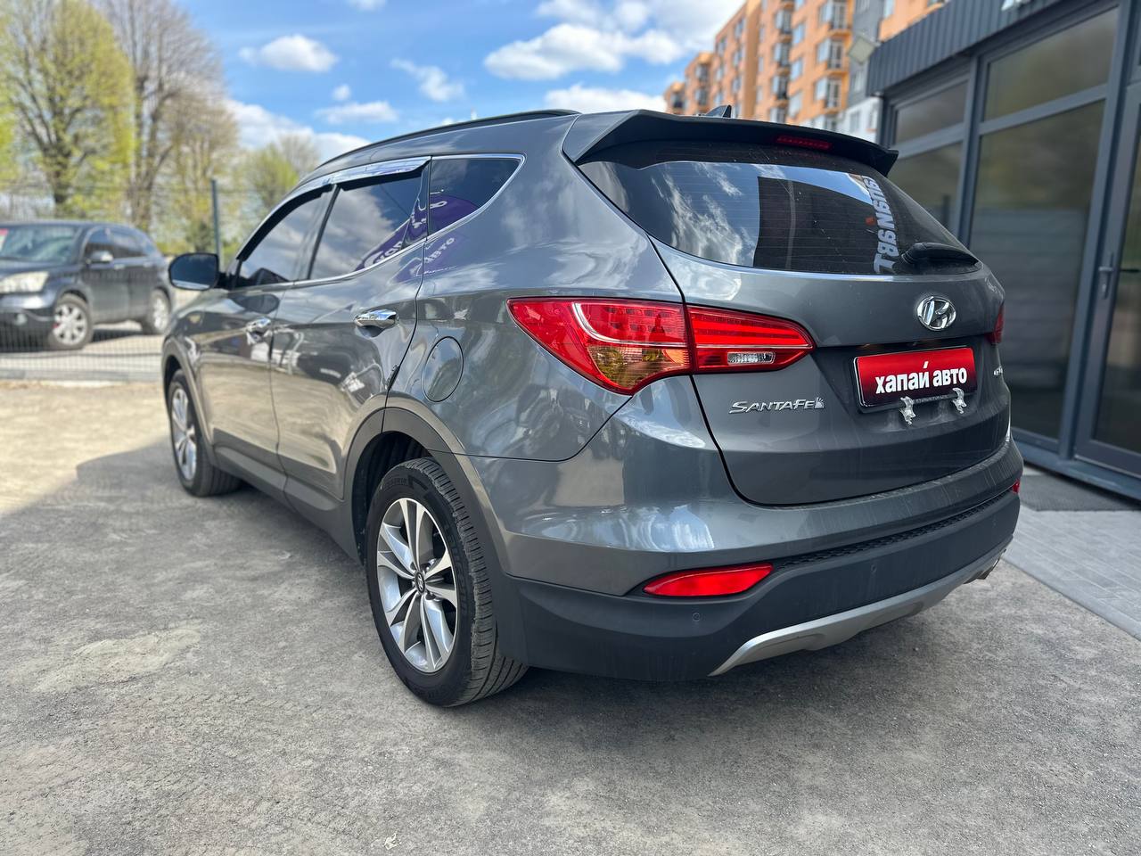 Hyundai-12