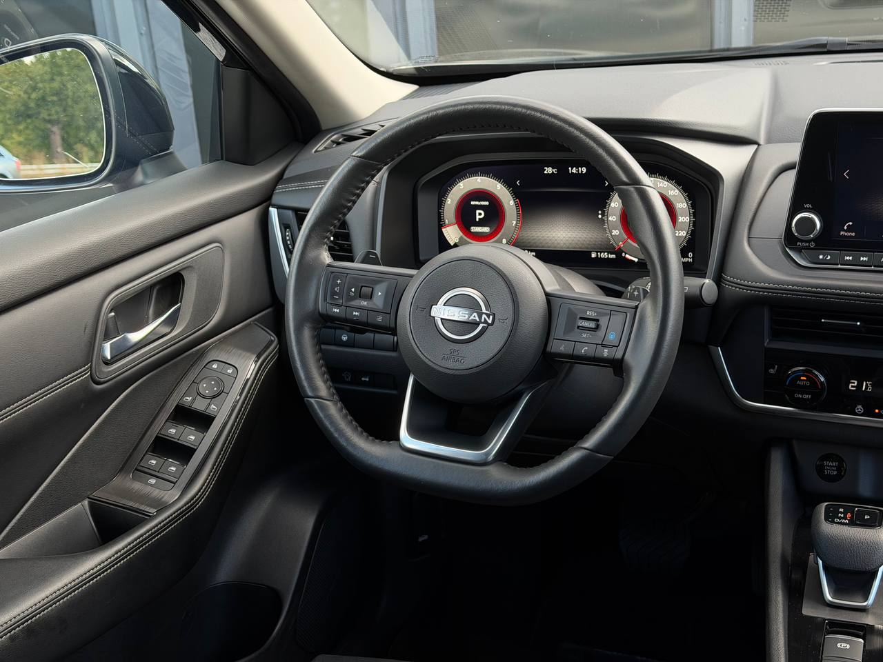Nissan-22