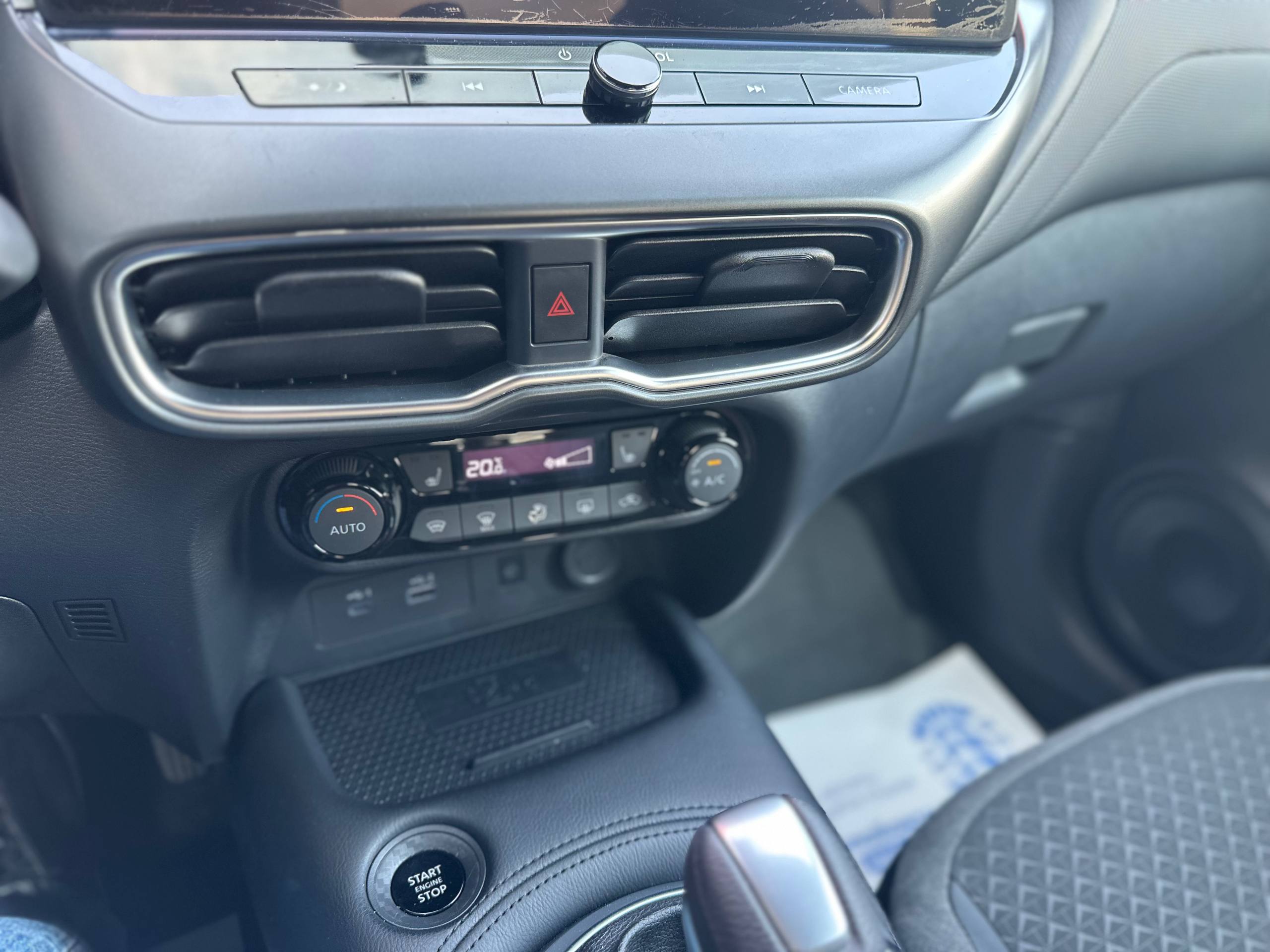 Nissan-16