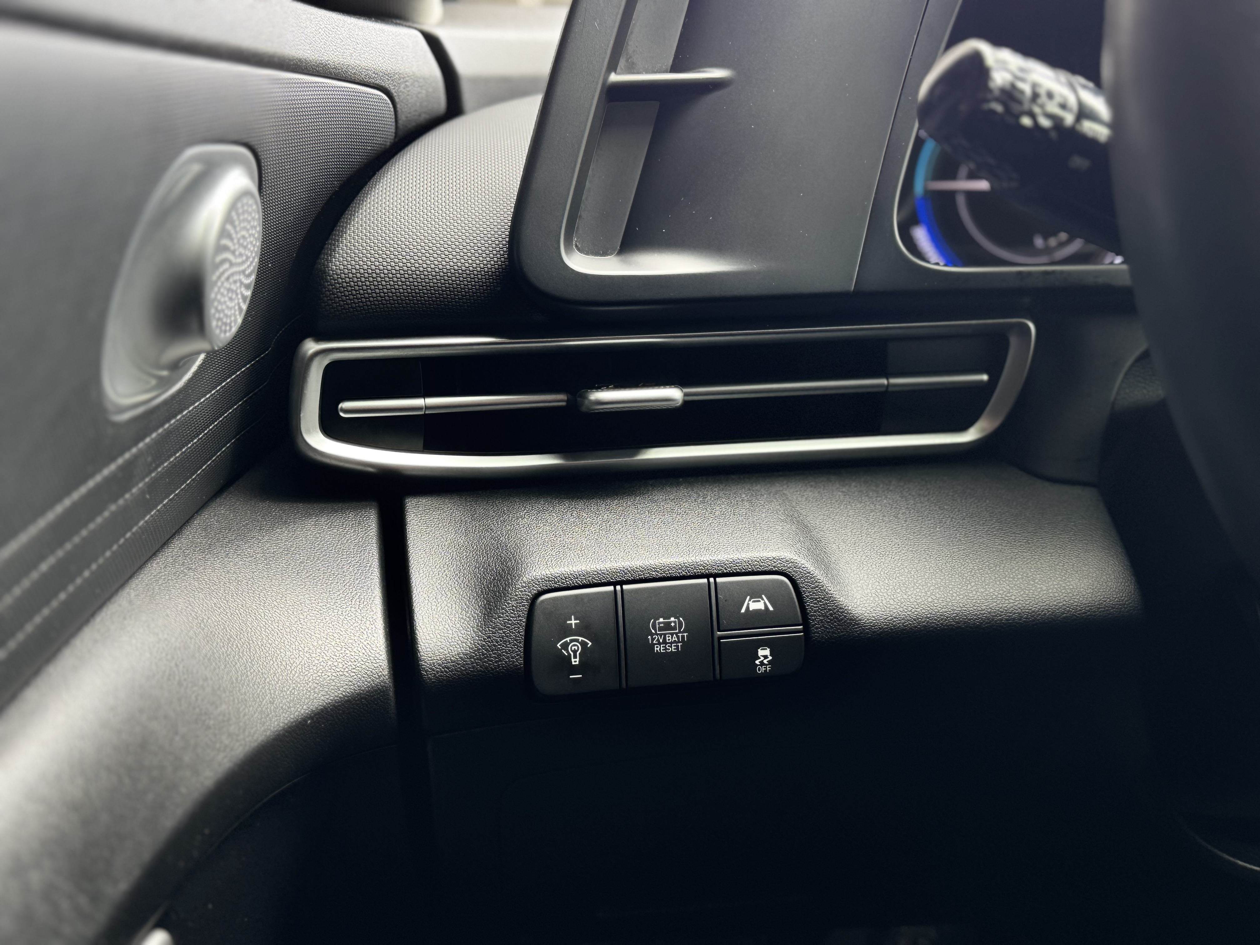 Hyundai-8