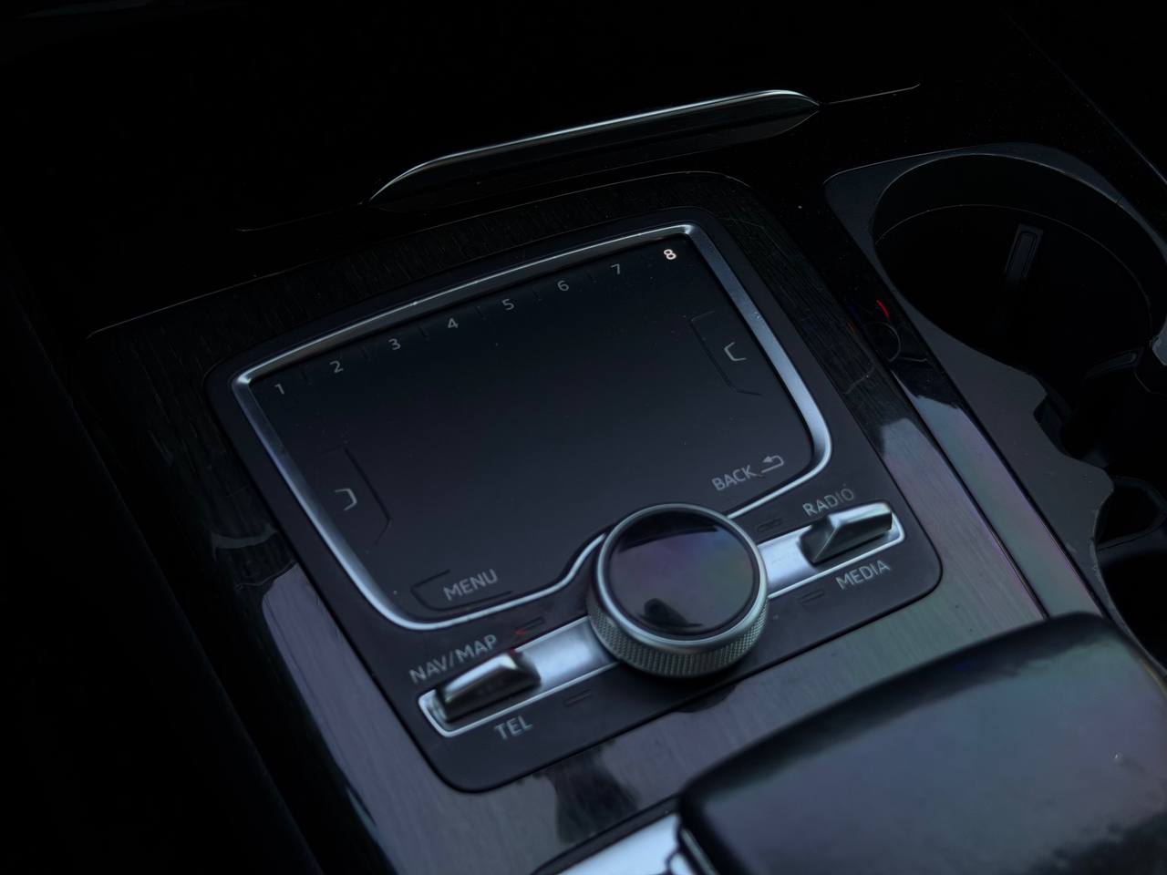 Audi-24