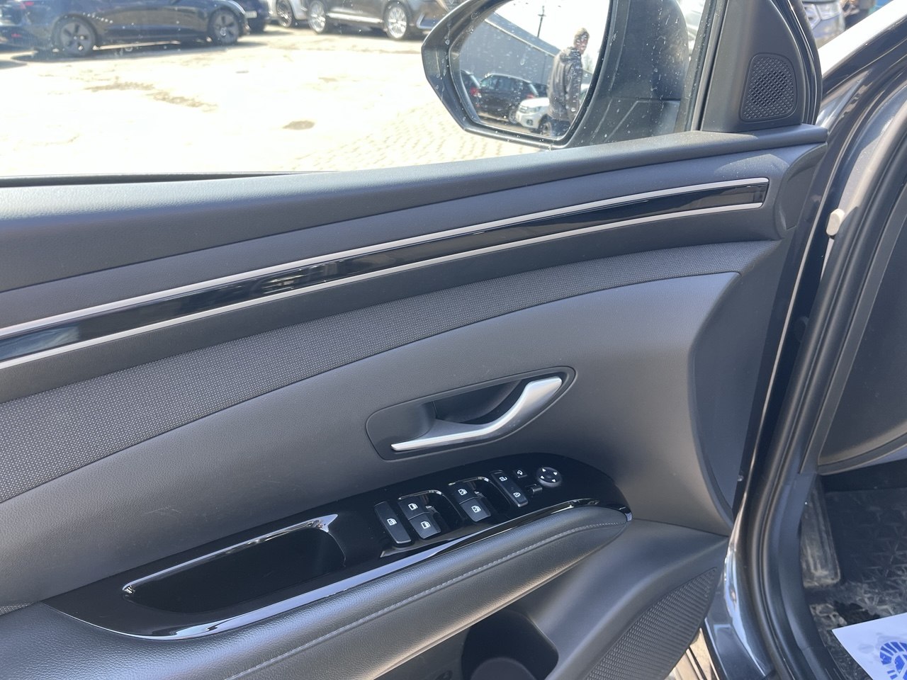 Hyundai-0