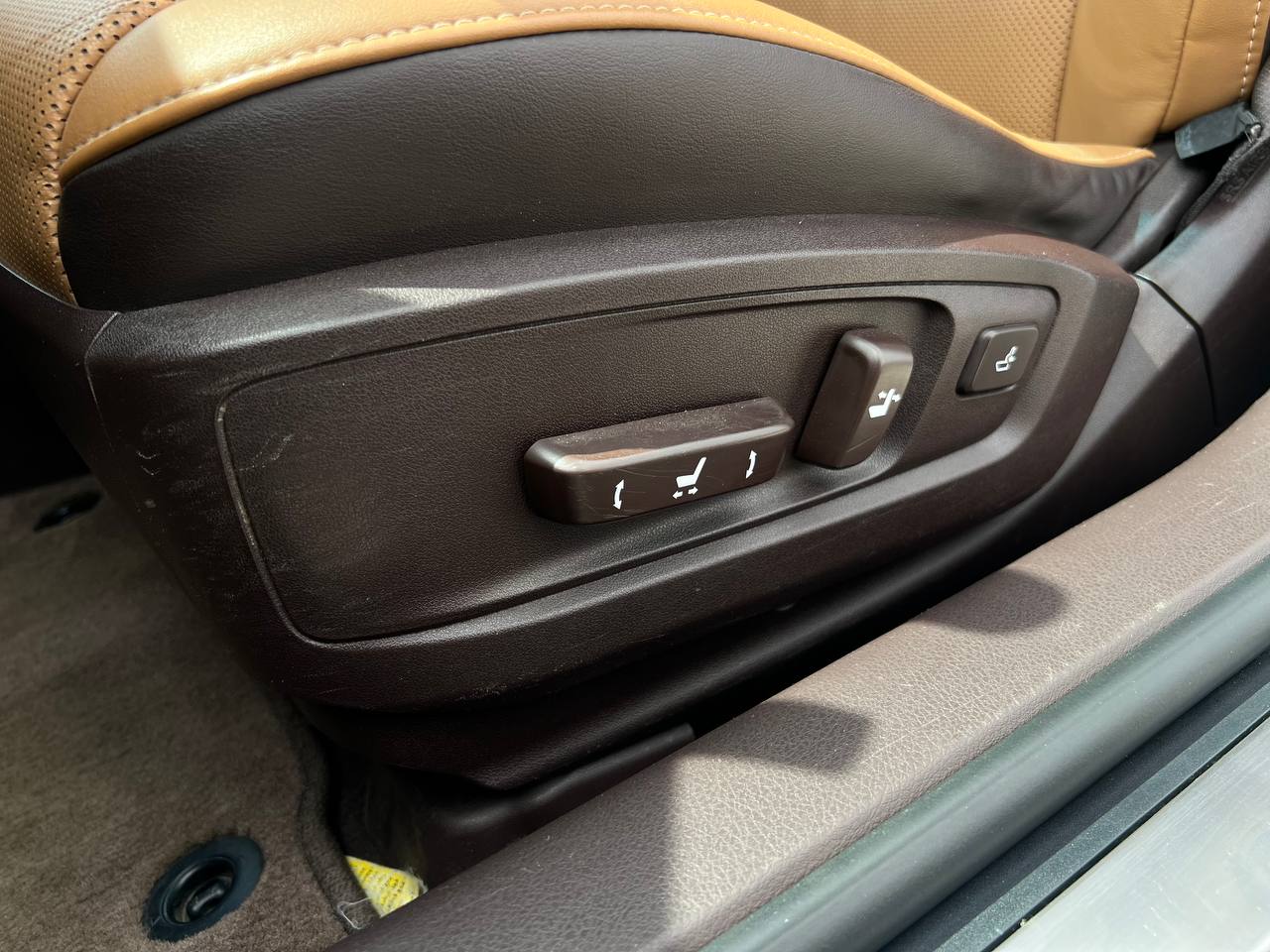 Lexus-14