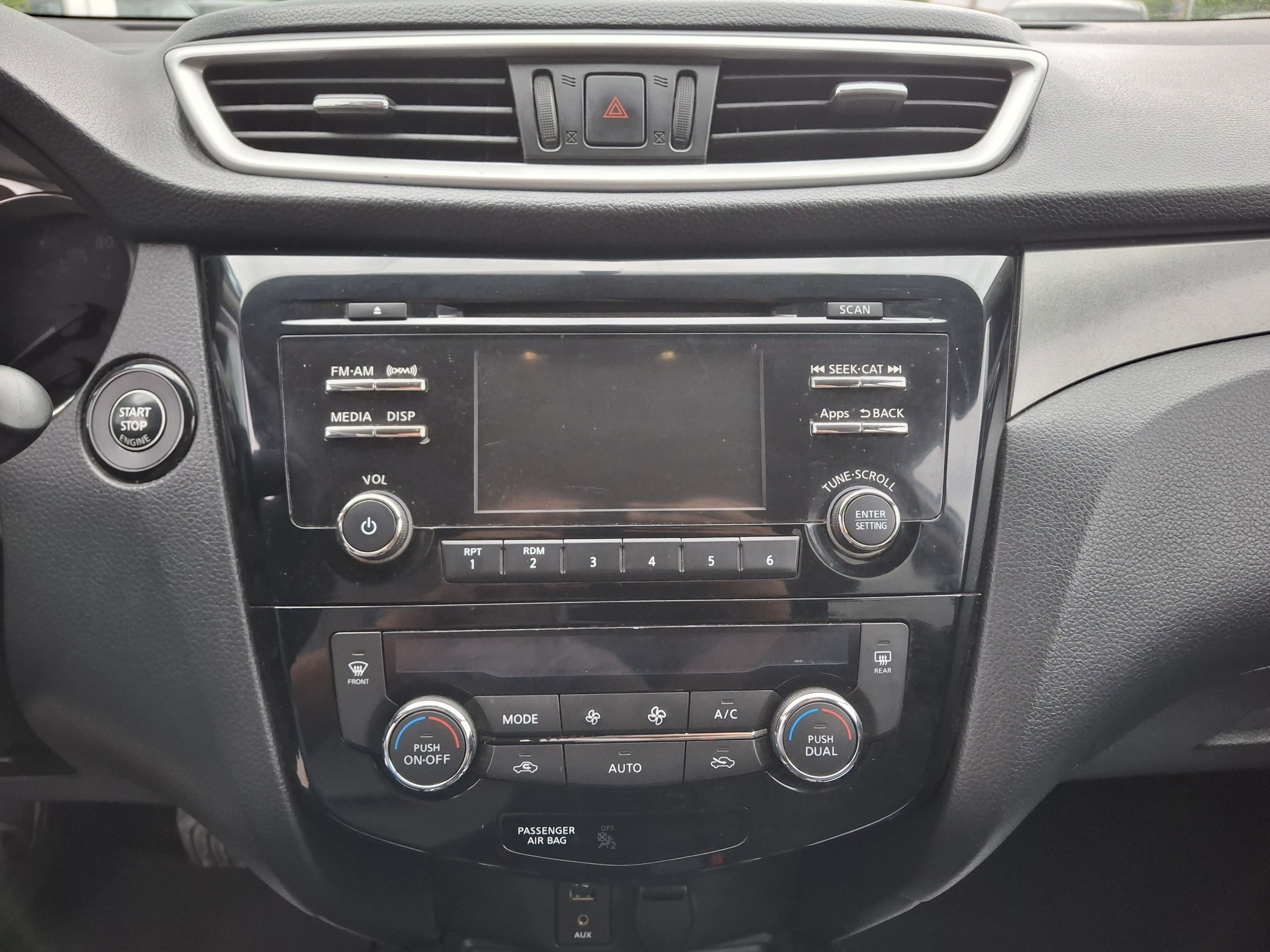 Nissan-17