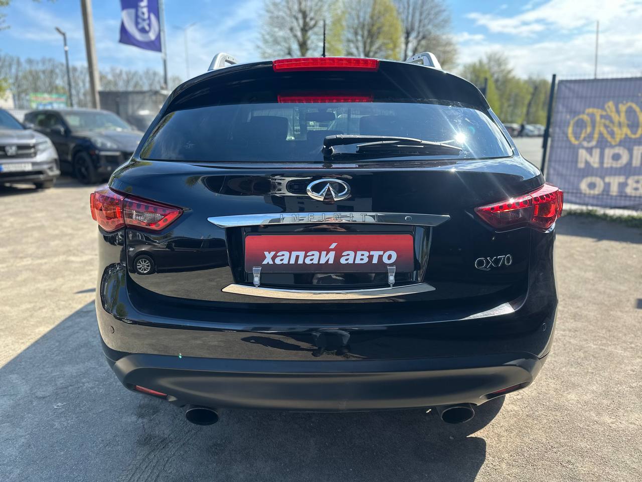 Infiniti-7