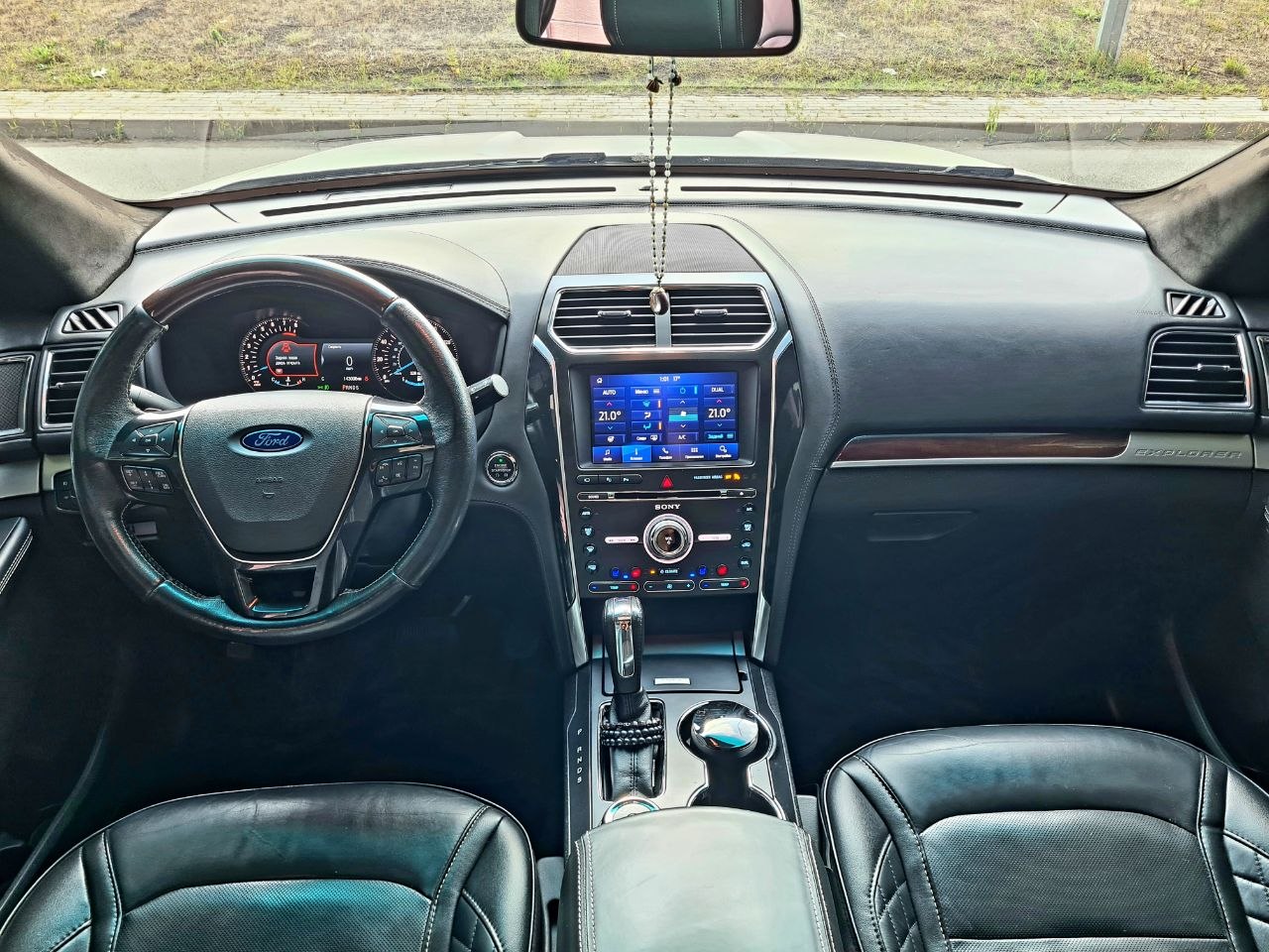 Ford-10