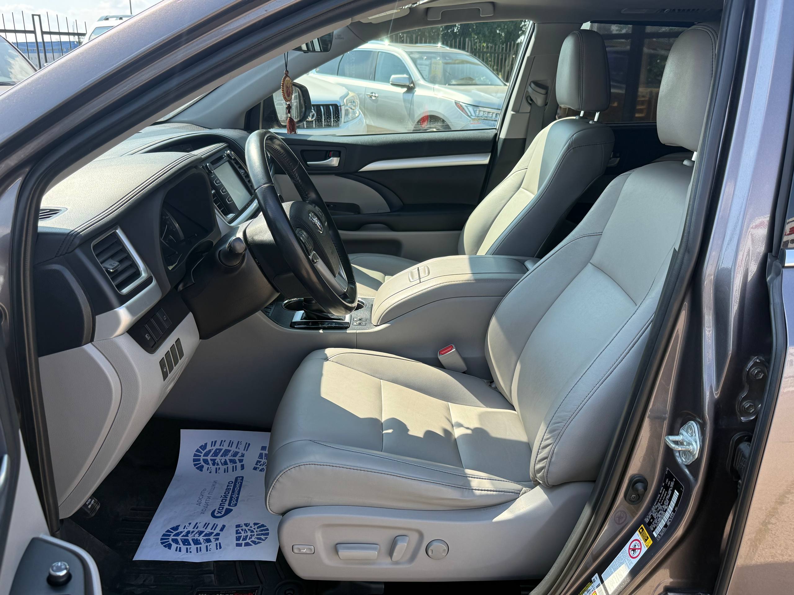 Toyota Highlander 2019
