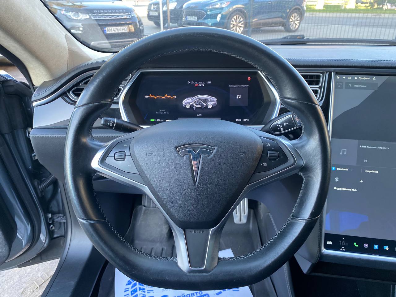 Tesla Model S 2014