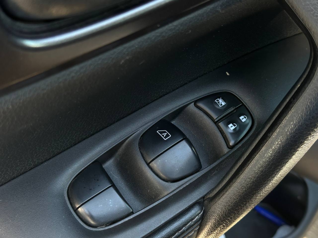Nissan-13