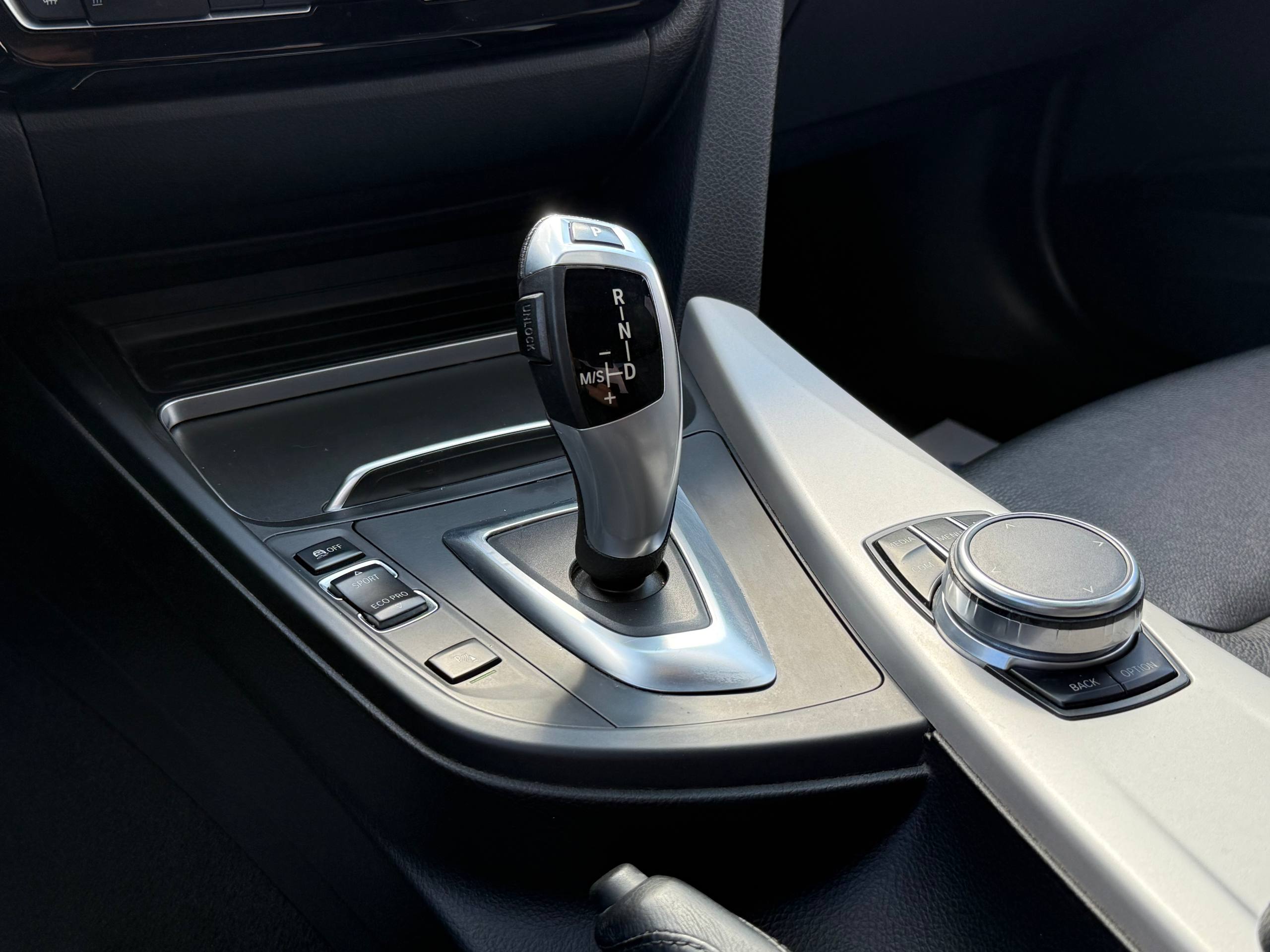BMW 320 i 2017