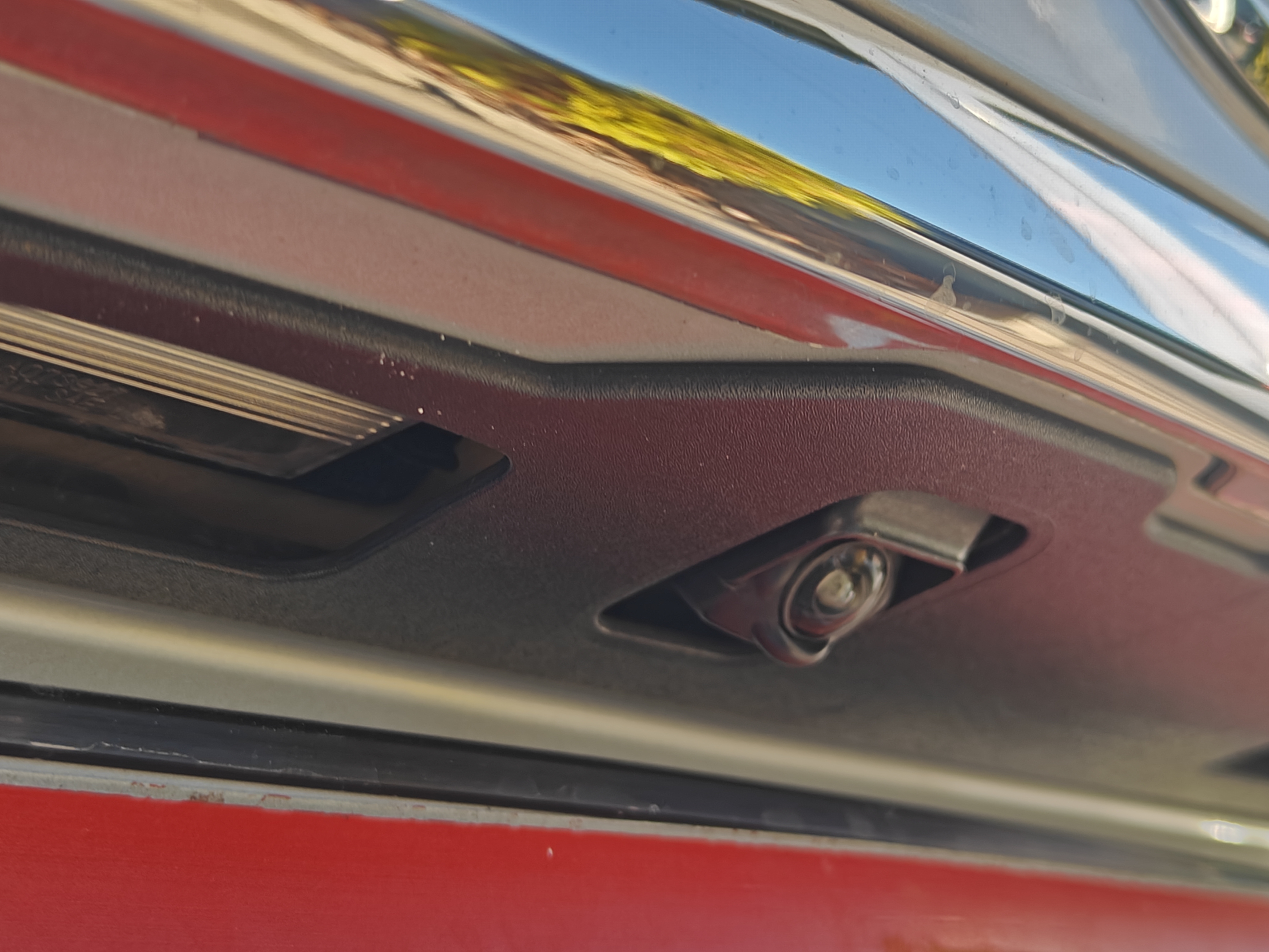 Nissan-12