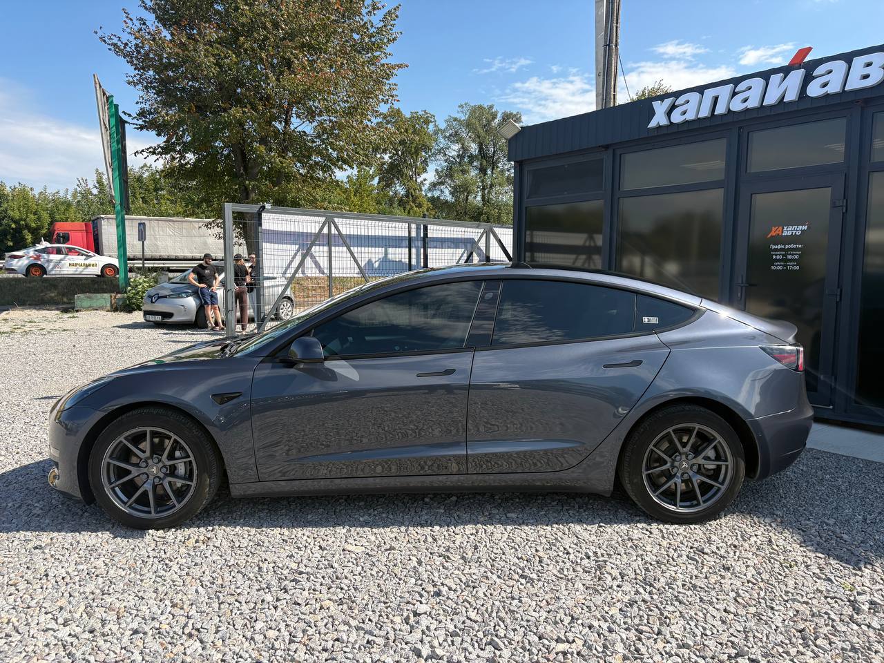 Tesla-14