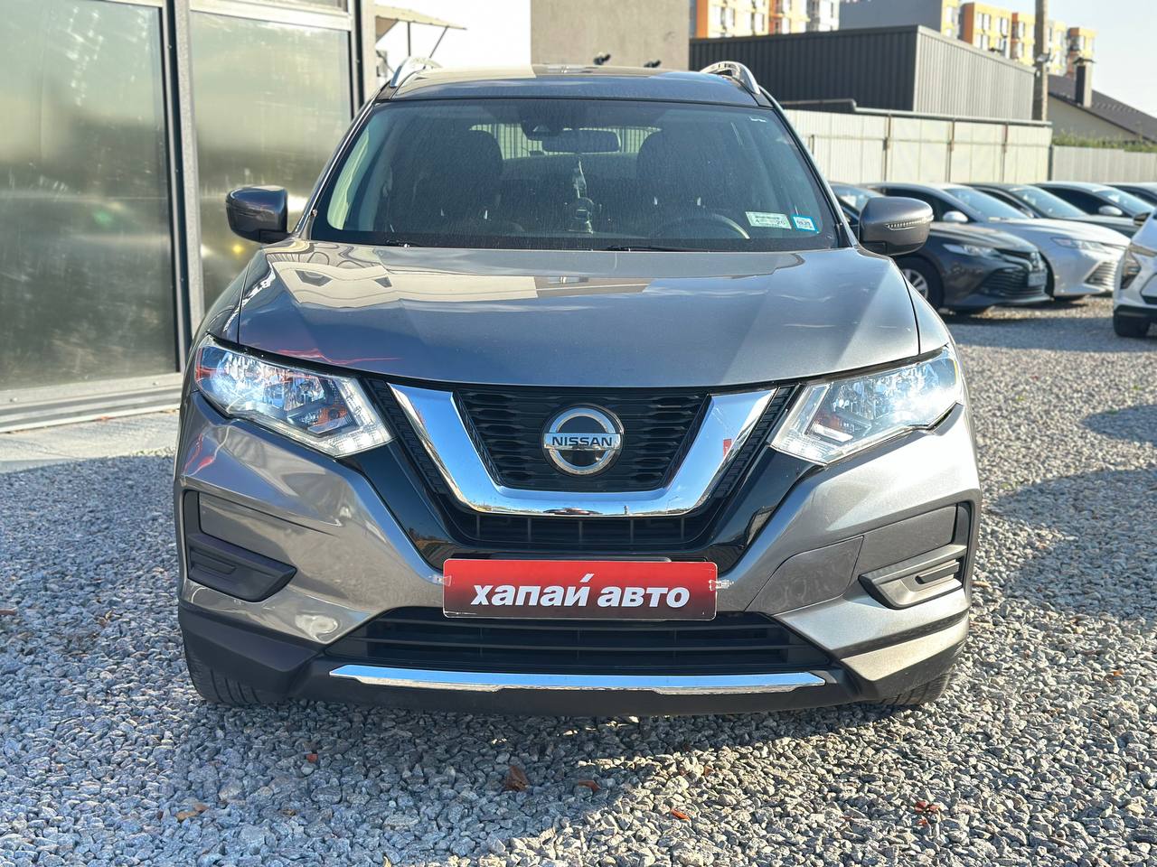 Nissan-16