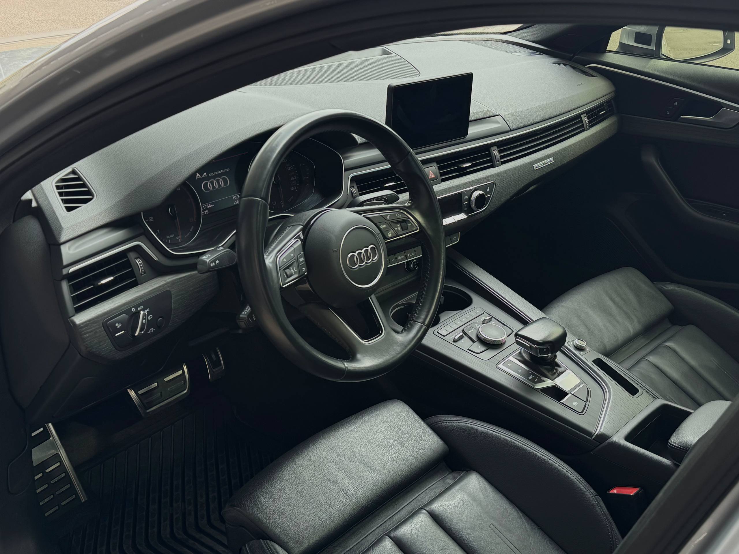 Audi-3
