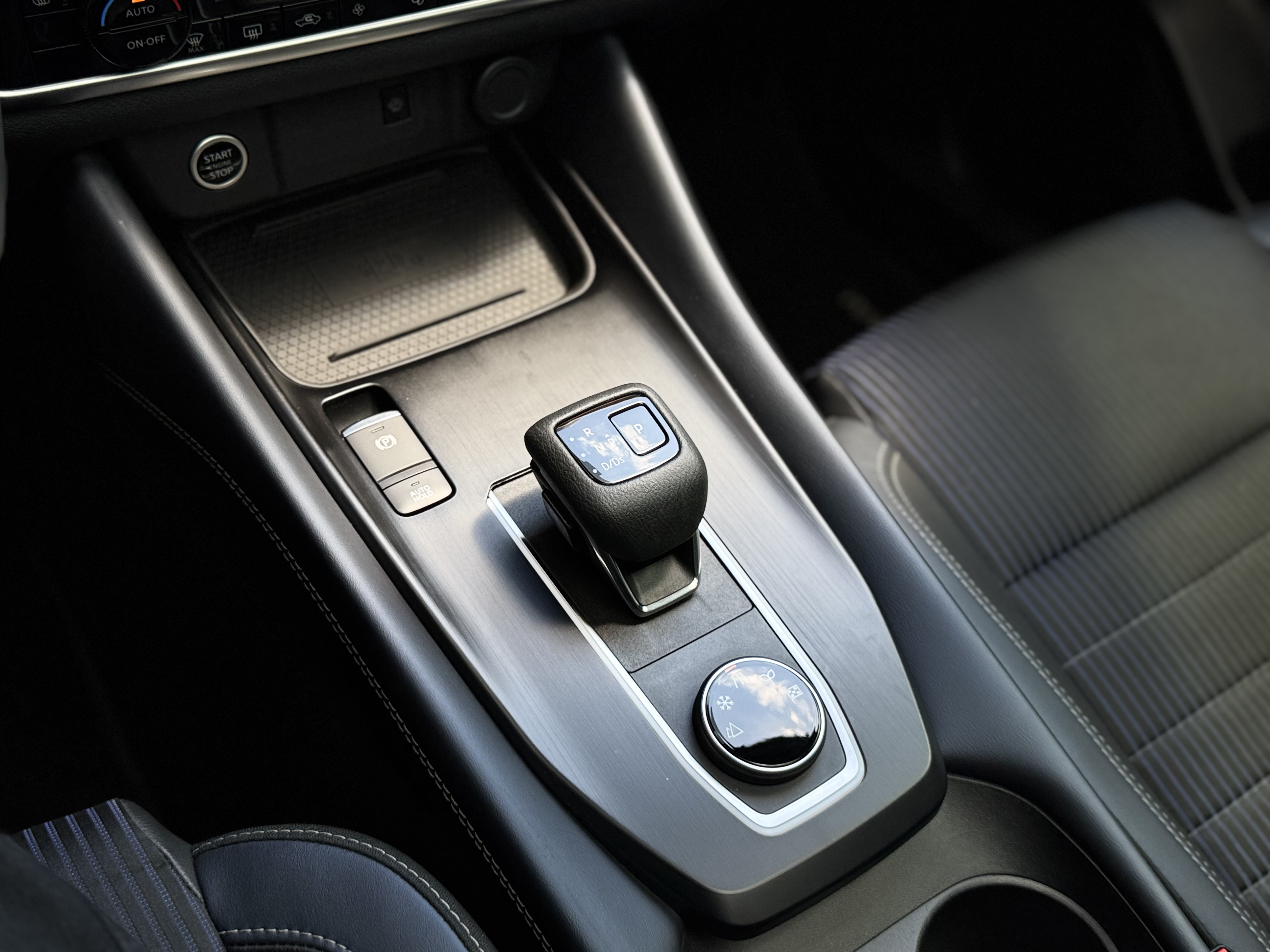 Nissan-4