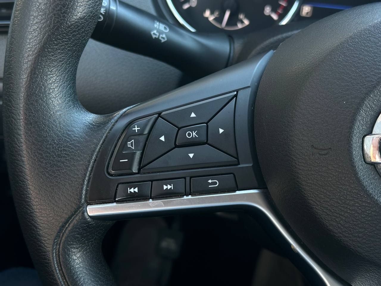 Nissan-4