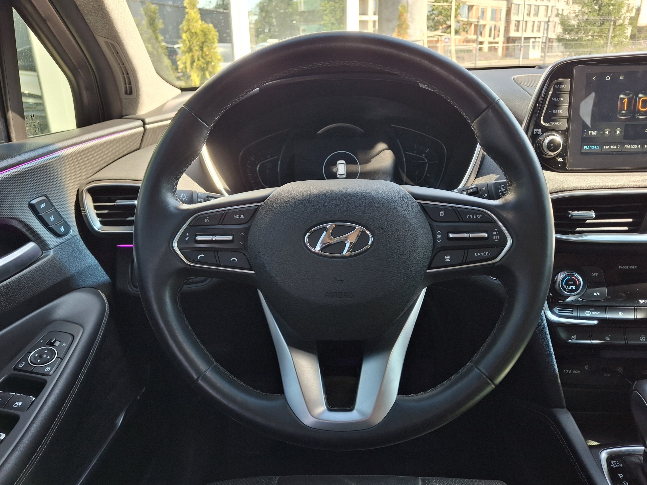 Hyundai-12