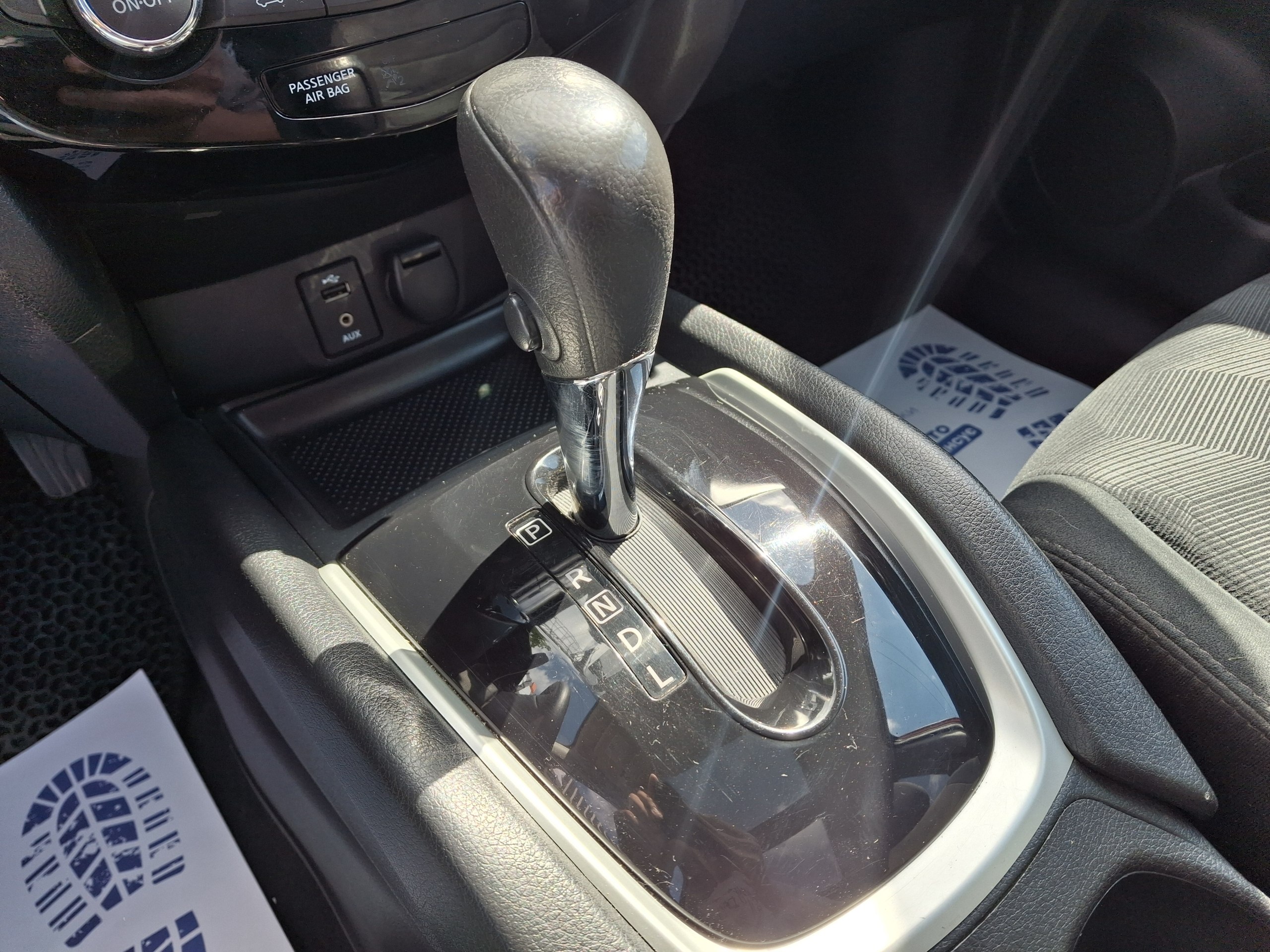 Nissan-10