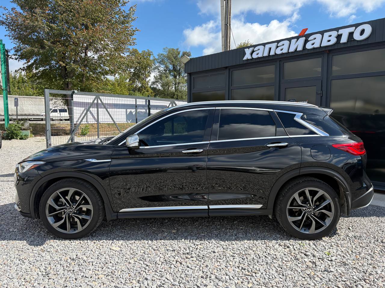 Infiniti-2