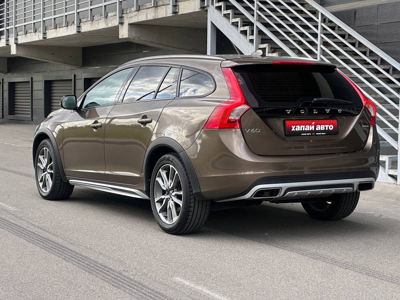 Volvo-22
