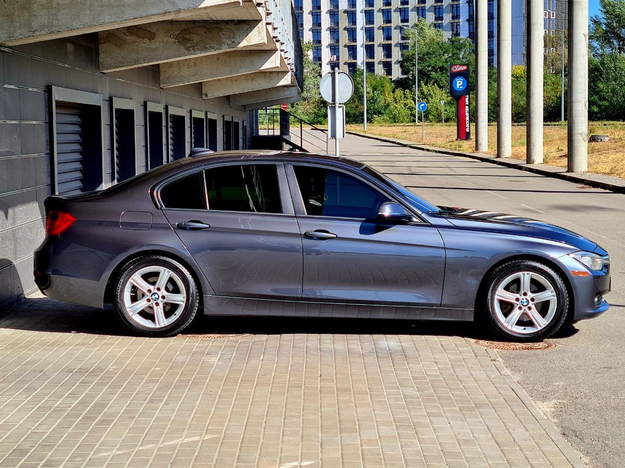BMW-7