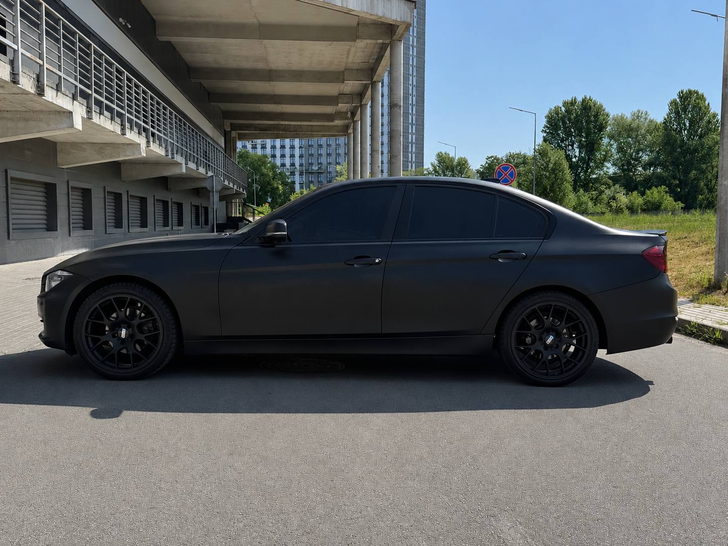 BMW-18