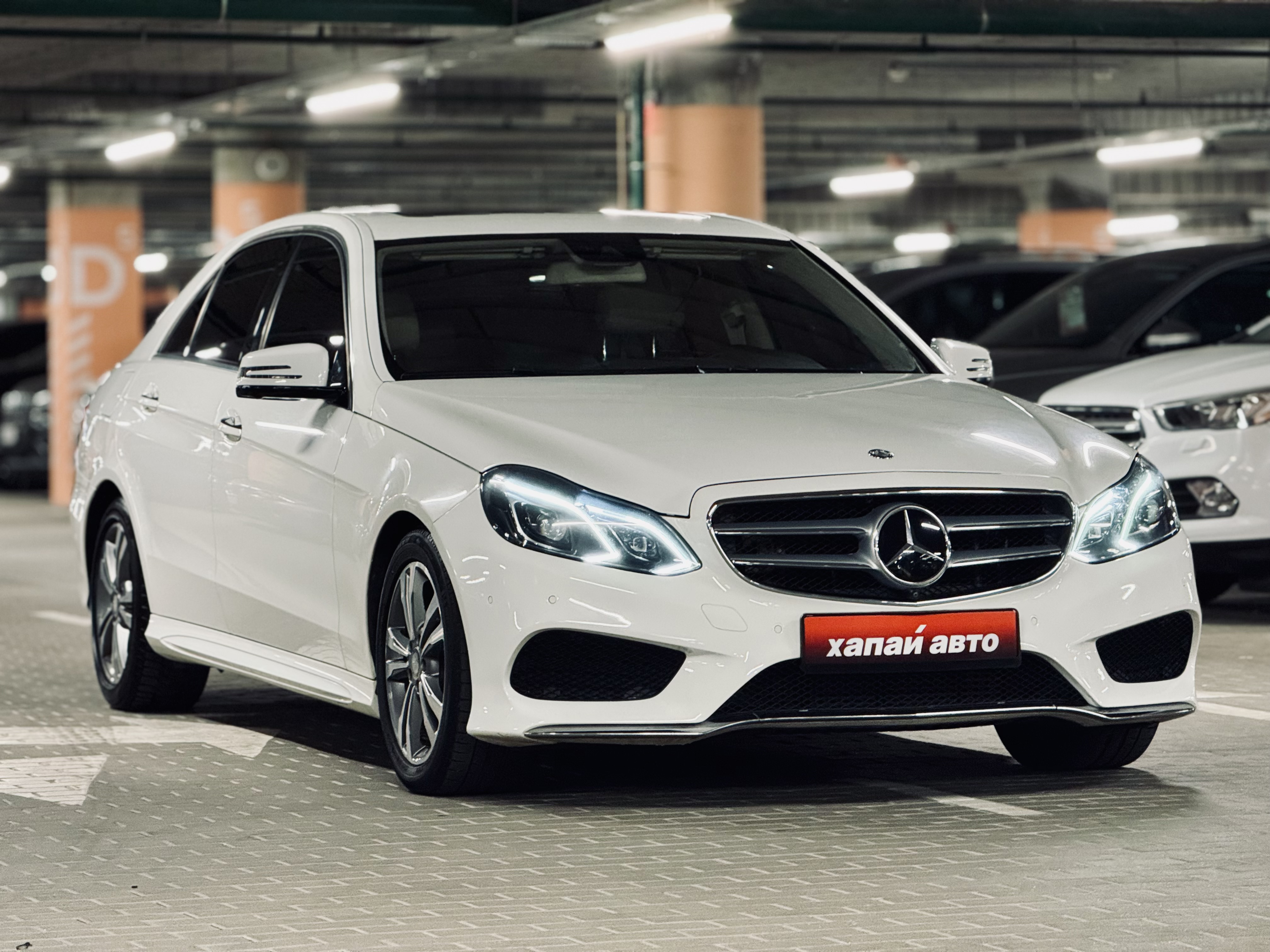 Mercedes-Benz-15