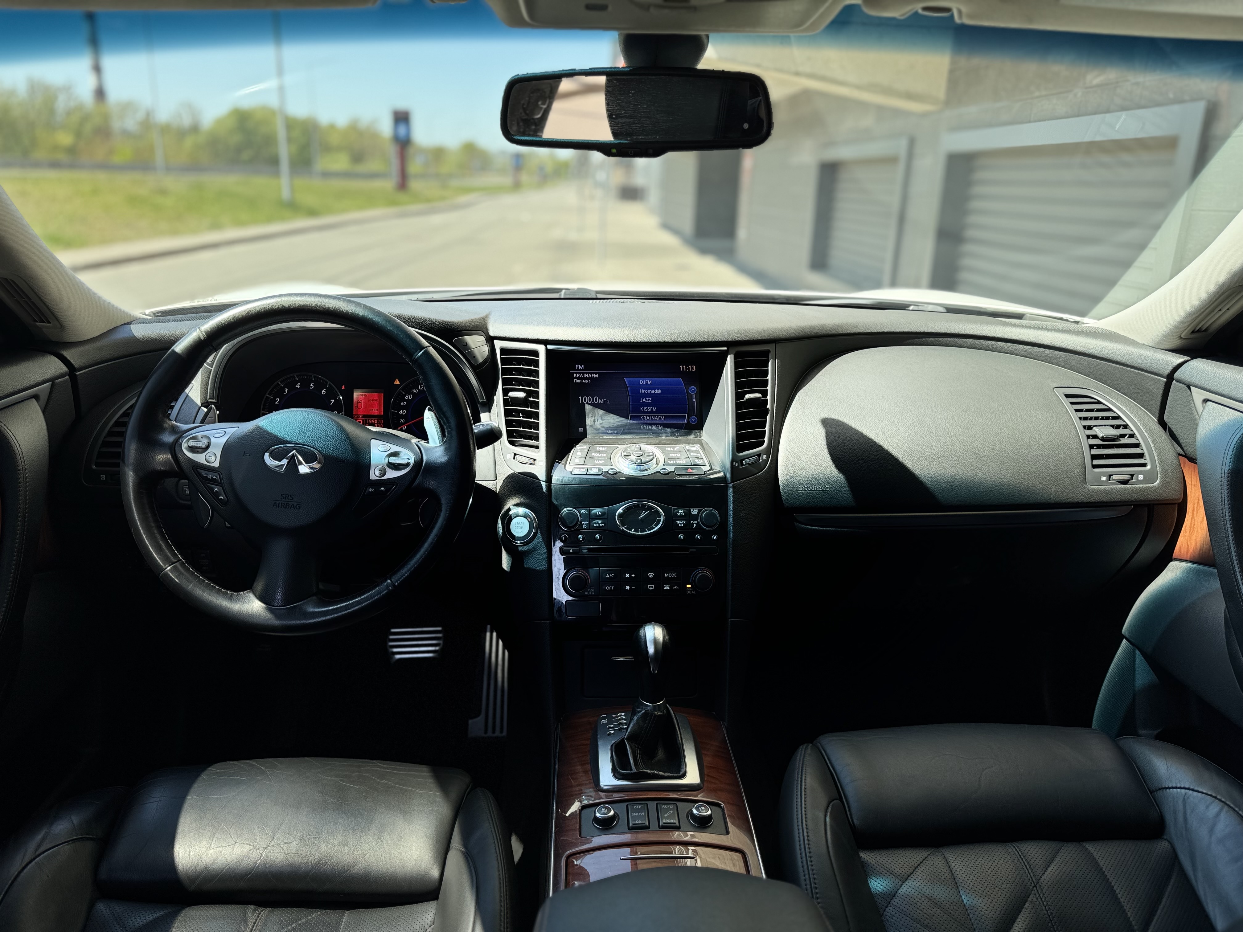 Infiniti-7