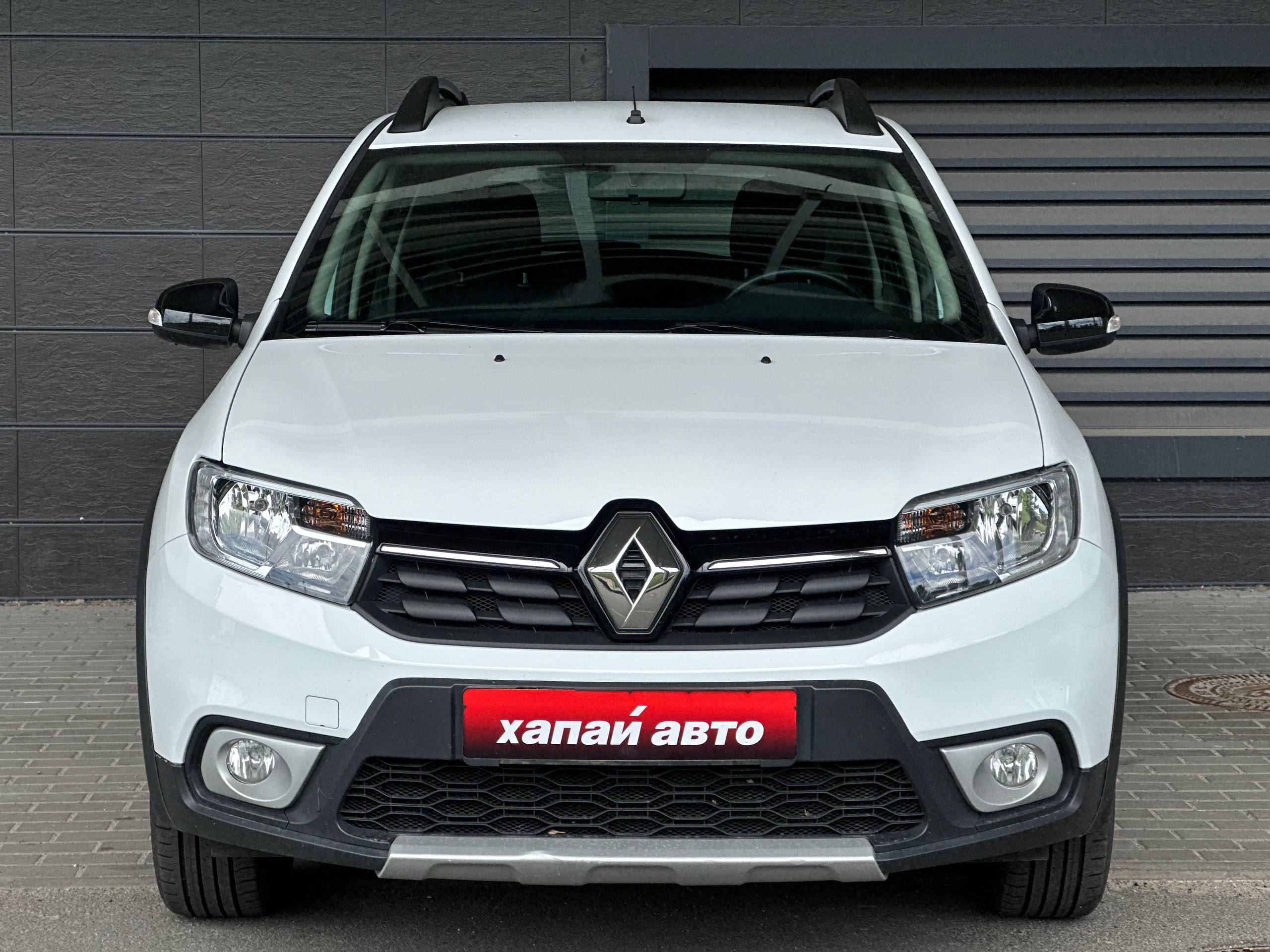 Renault-0