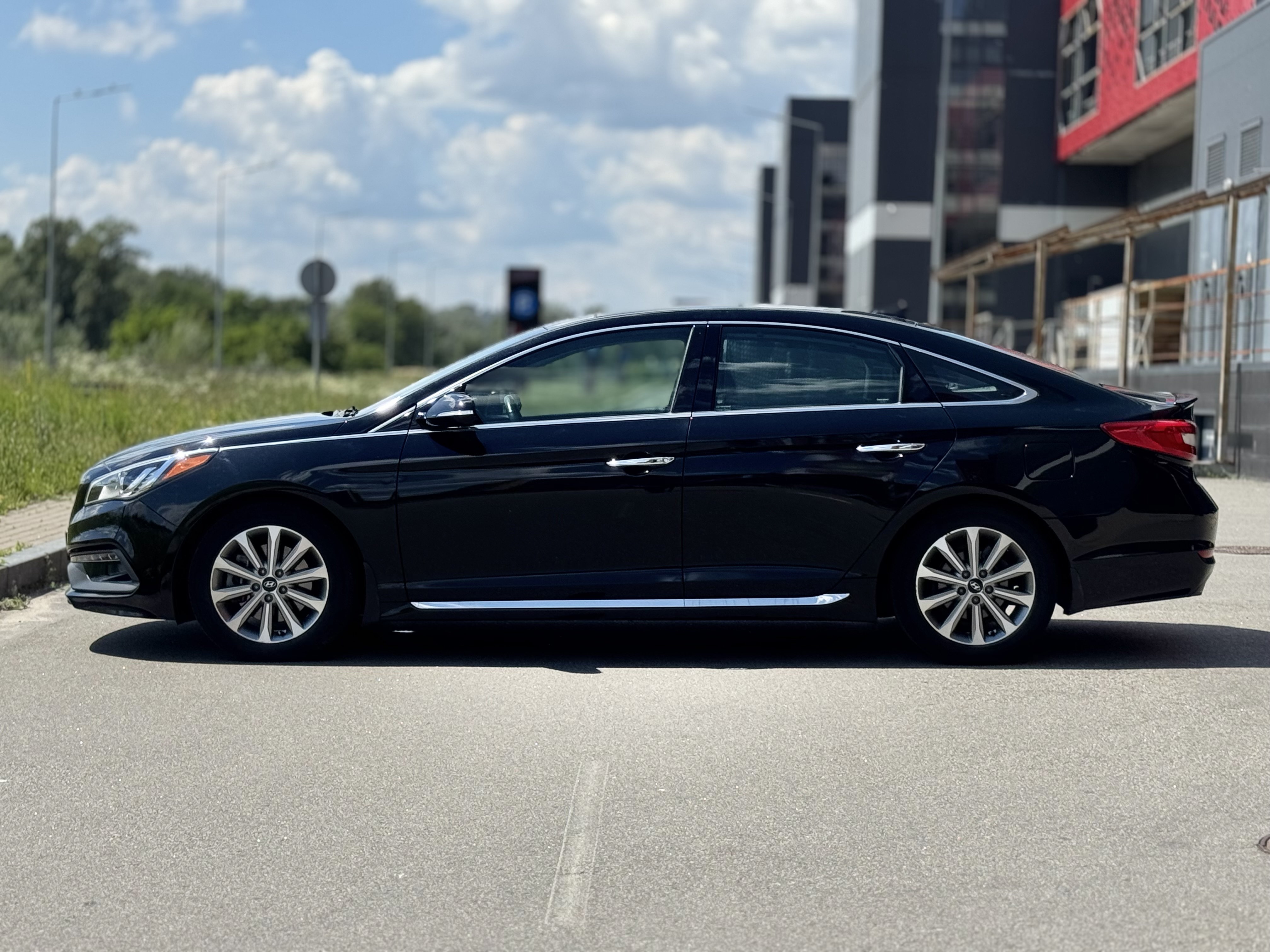 Hyundai-12