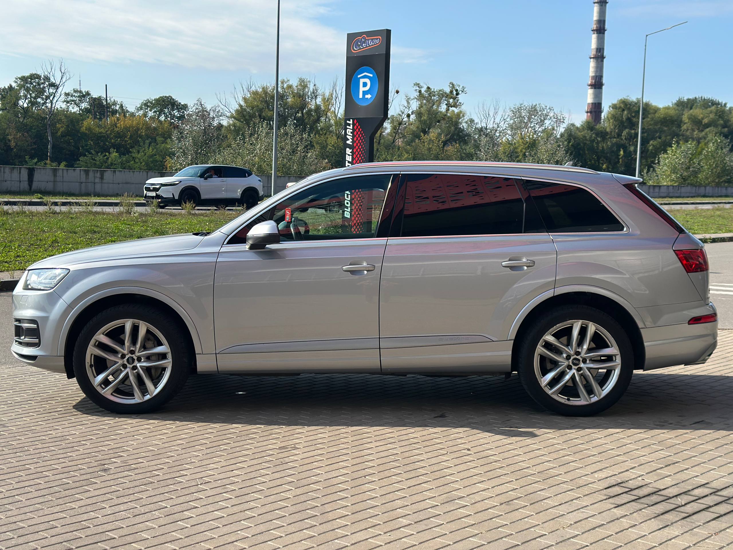 Audi-3