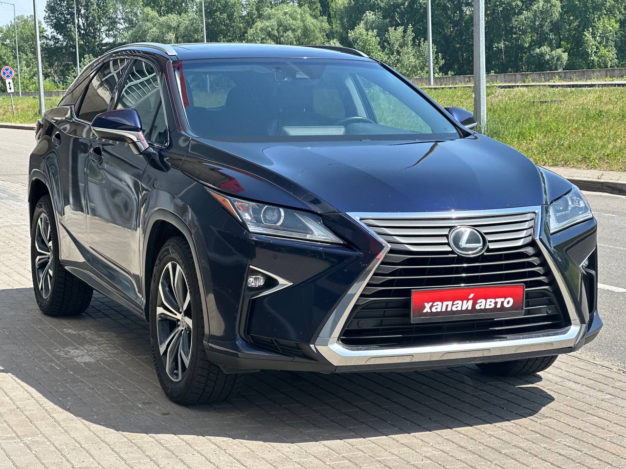 Lexus-2