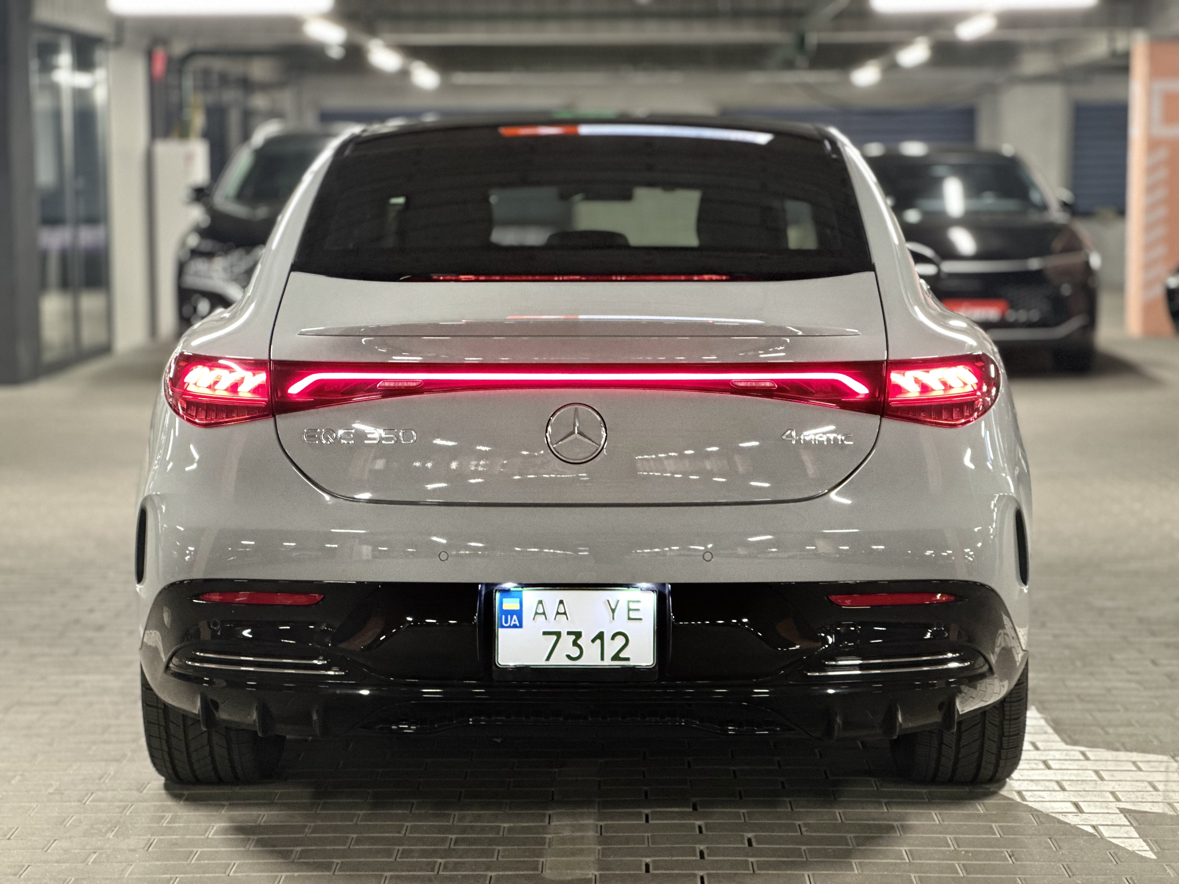 Mercedes-Benz-15