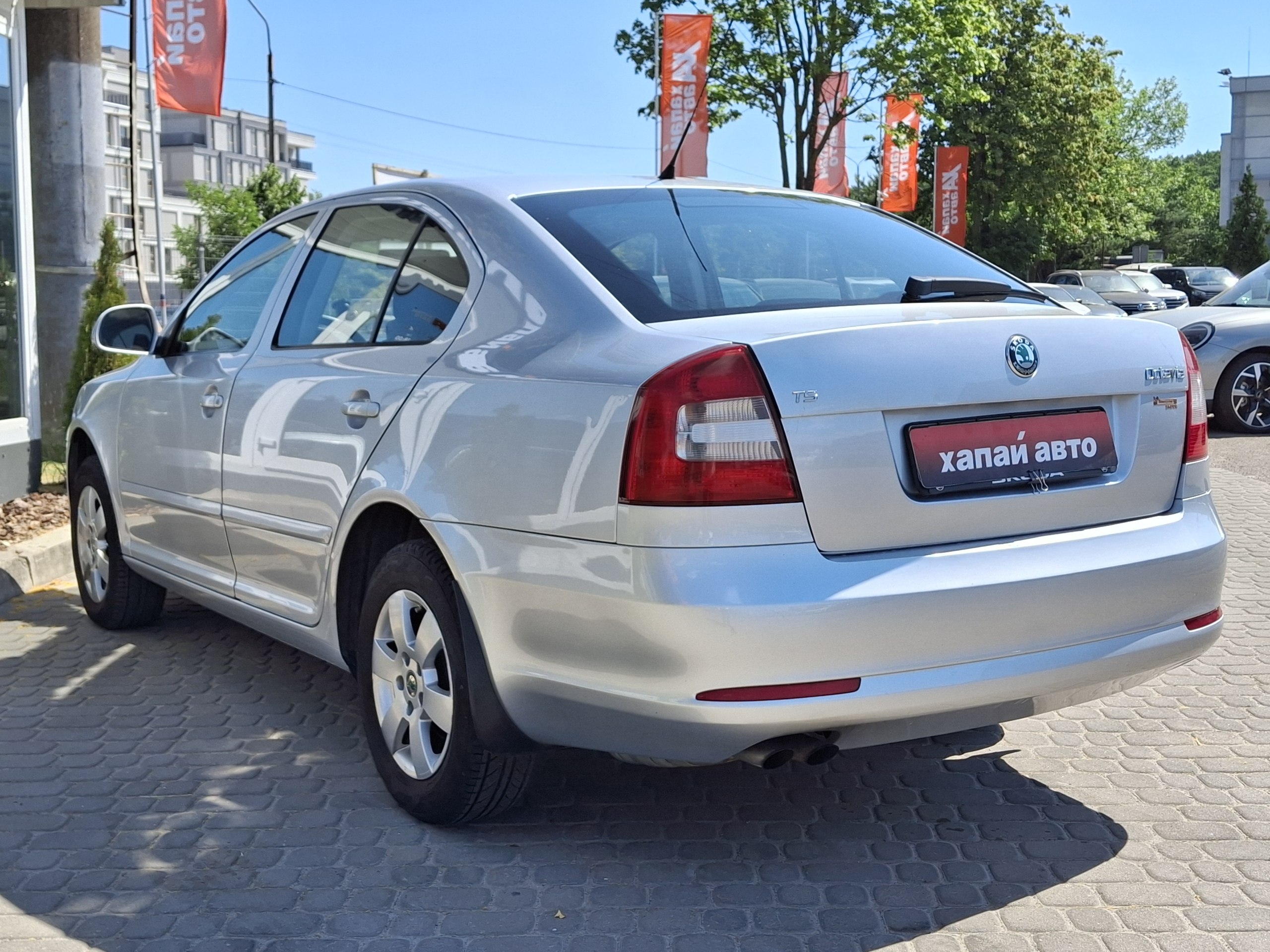 Skoda-8