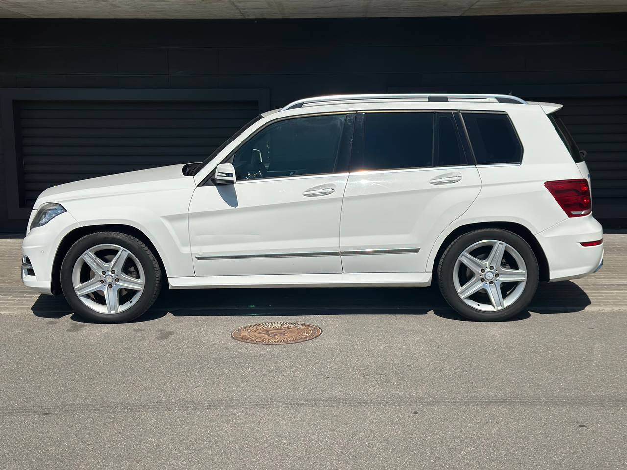 Mercedes-Benz-8